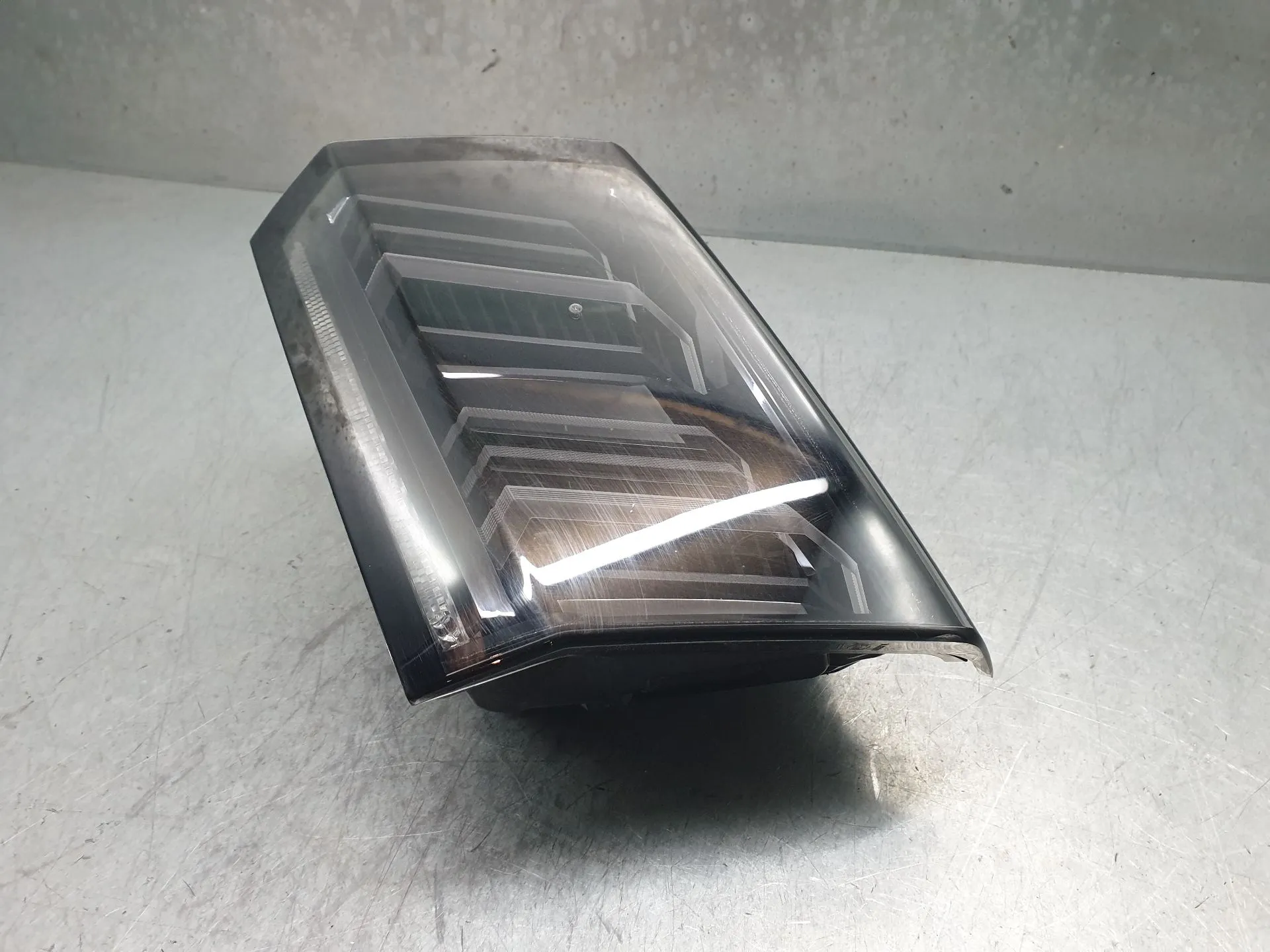 Fanale Destro Baule PEUGEOT 3008 II (M_) Imagem-2