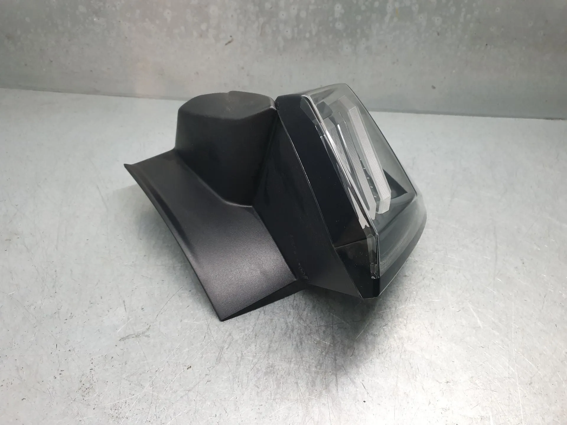 Right Tail light PEUGEOT 3008 II (M_) Imagem-3