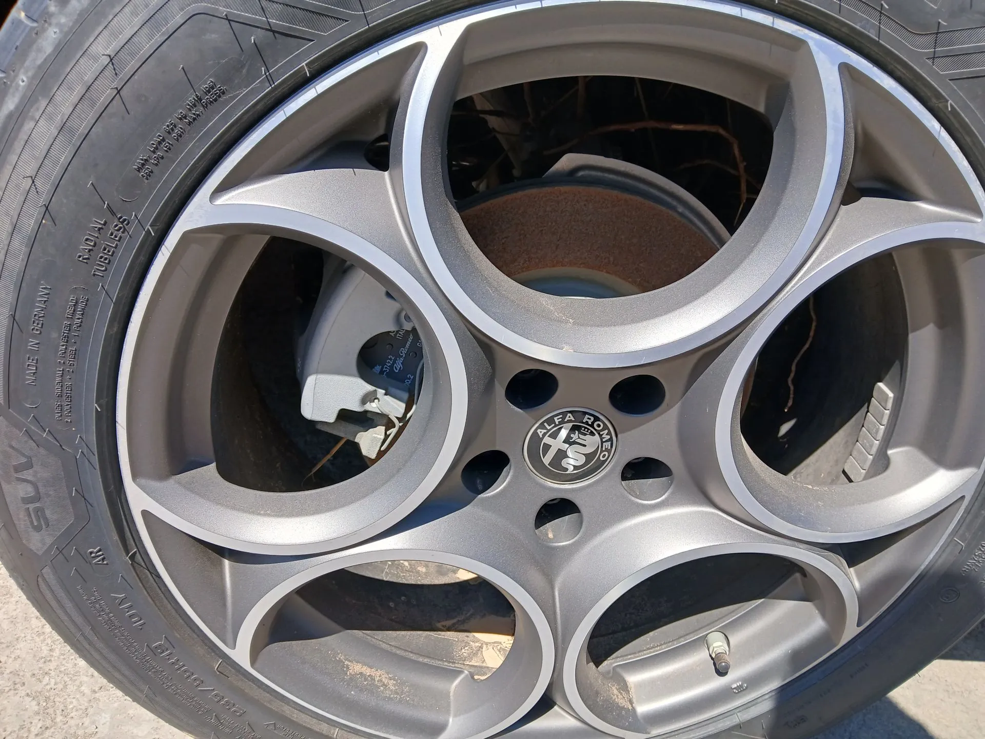 Right rear steering knuckle ALFA ROMEO Stelvio (949_)