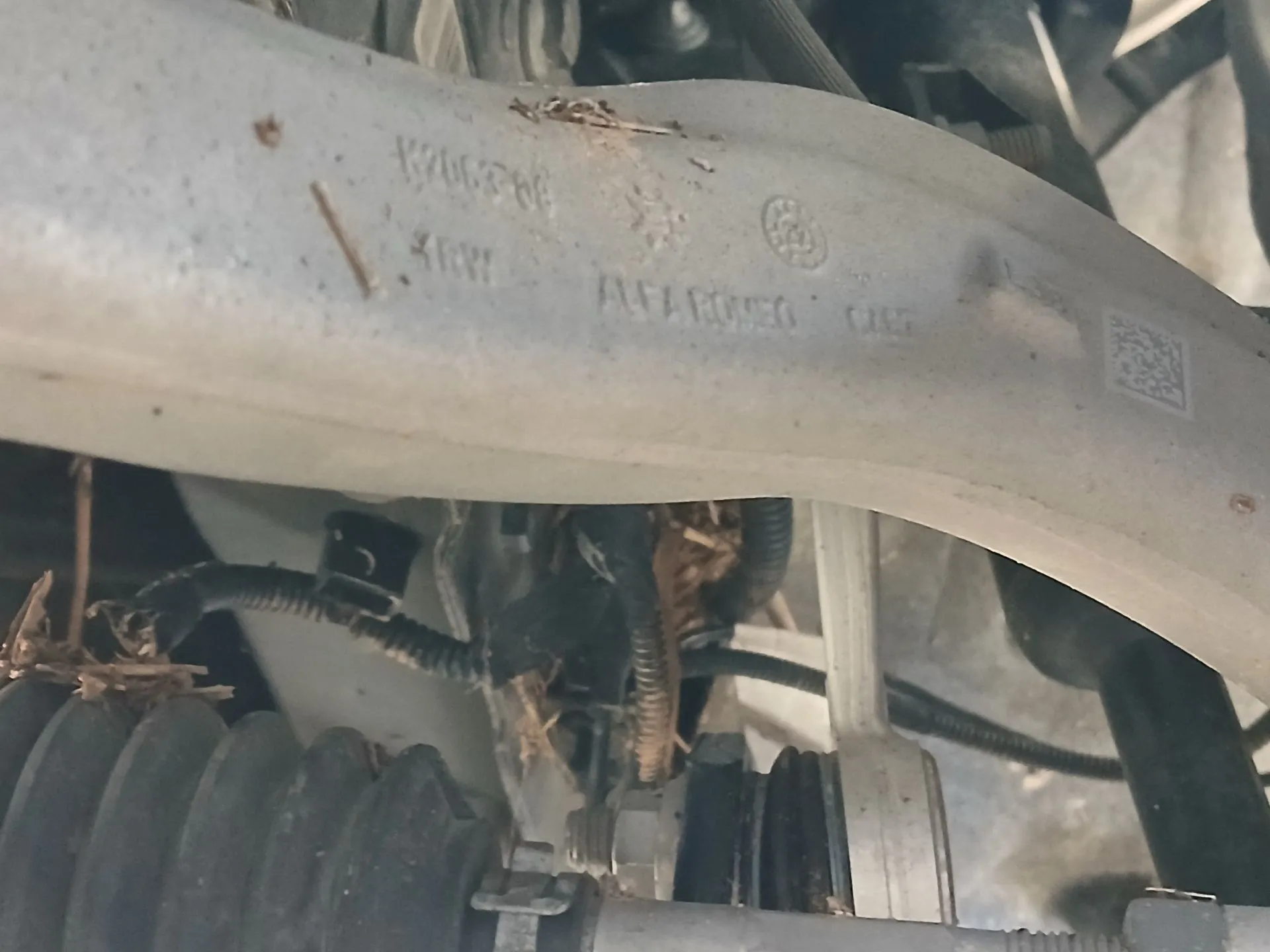 Braccio di sospensione anteriore sinistro ALFA ROMEO Stelvio (949_) Imagem-1