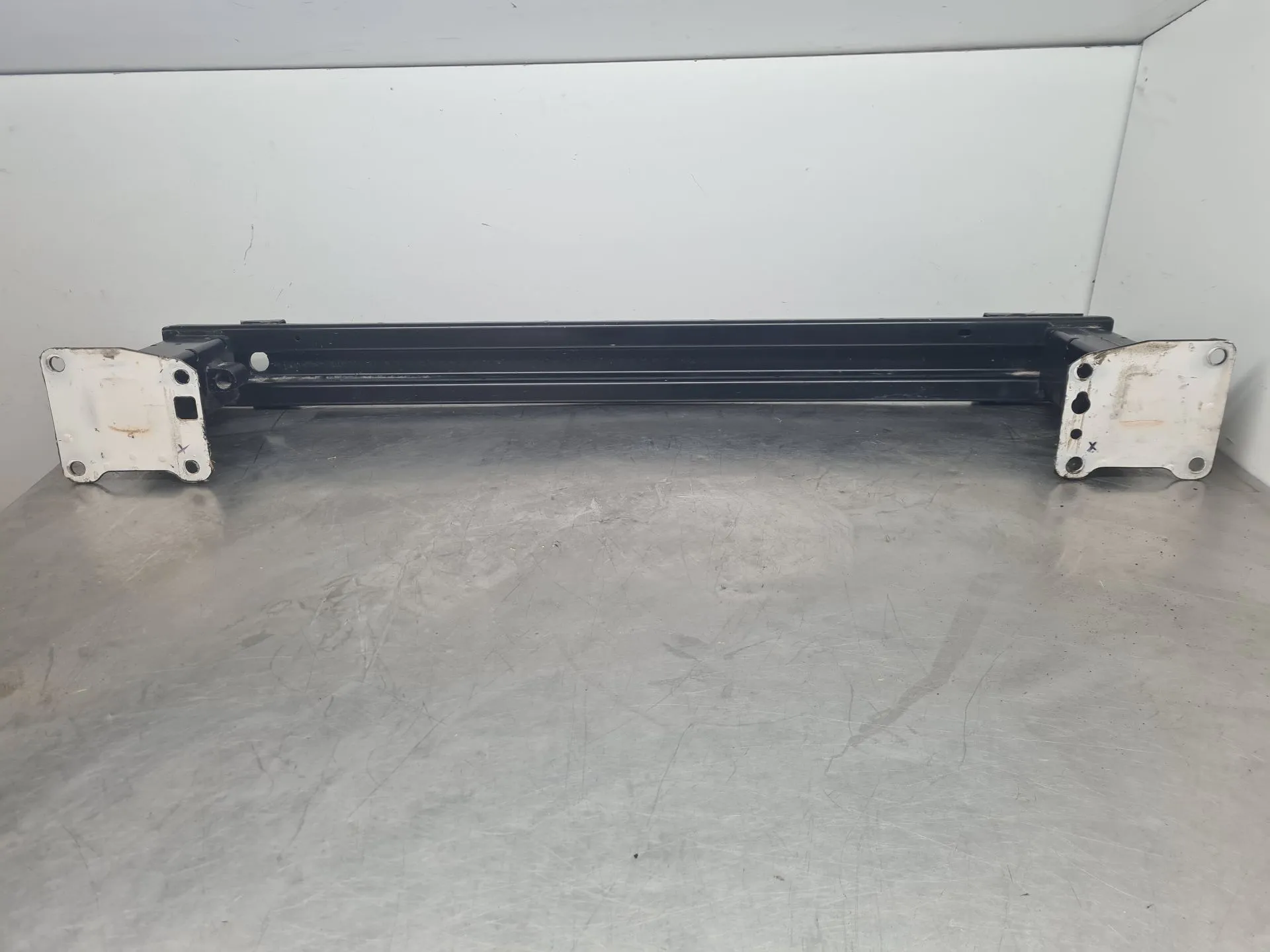 Rear bumper reinforcement OPEL Astra L Imagem-3