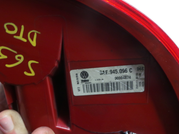 Feu arrière Droite VOLKSWAGEN Passat (362) Imagem-4