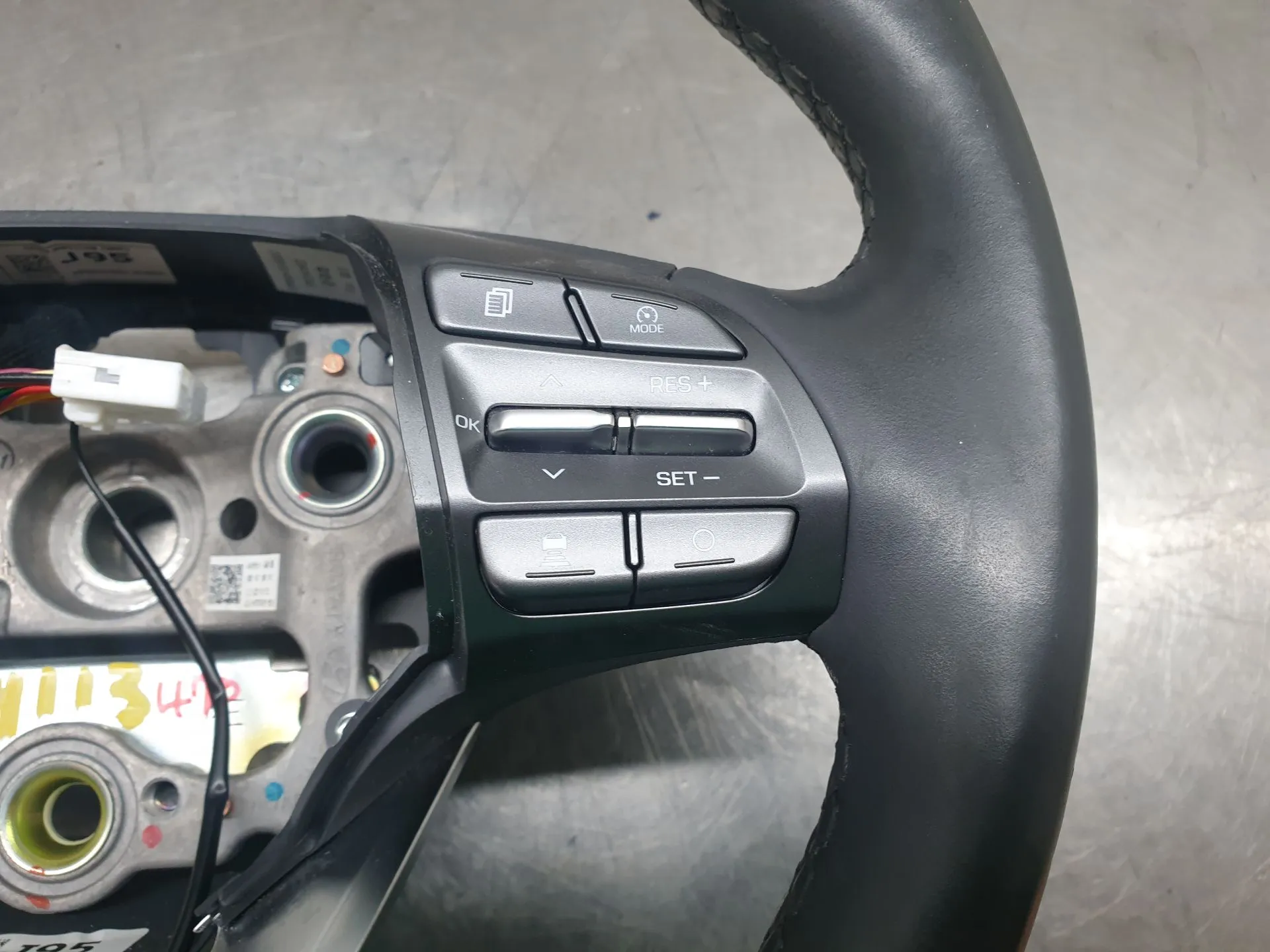 Volante HYUNDAI Ioniq (AE) Imagem-2