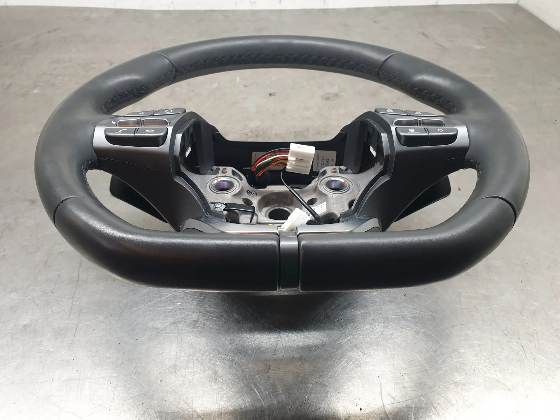 Volante HYUNDAI Ioniq (AE) Imagem-3