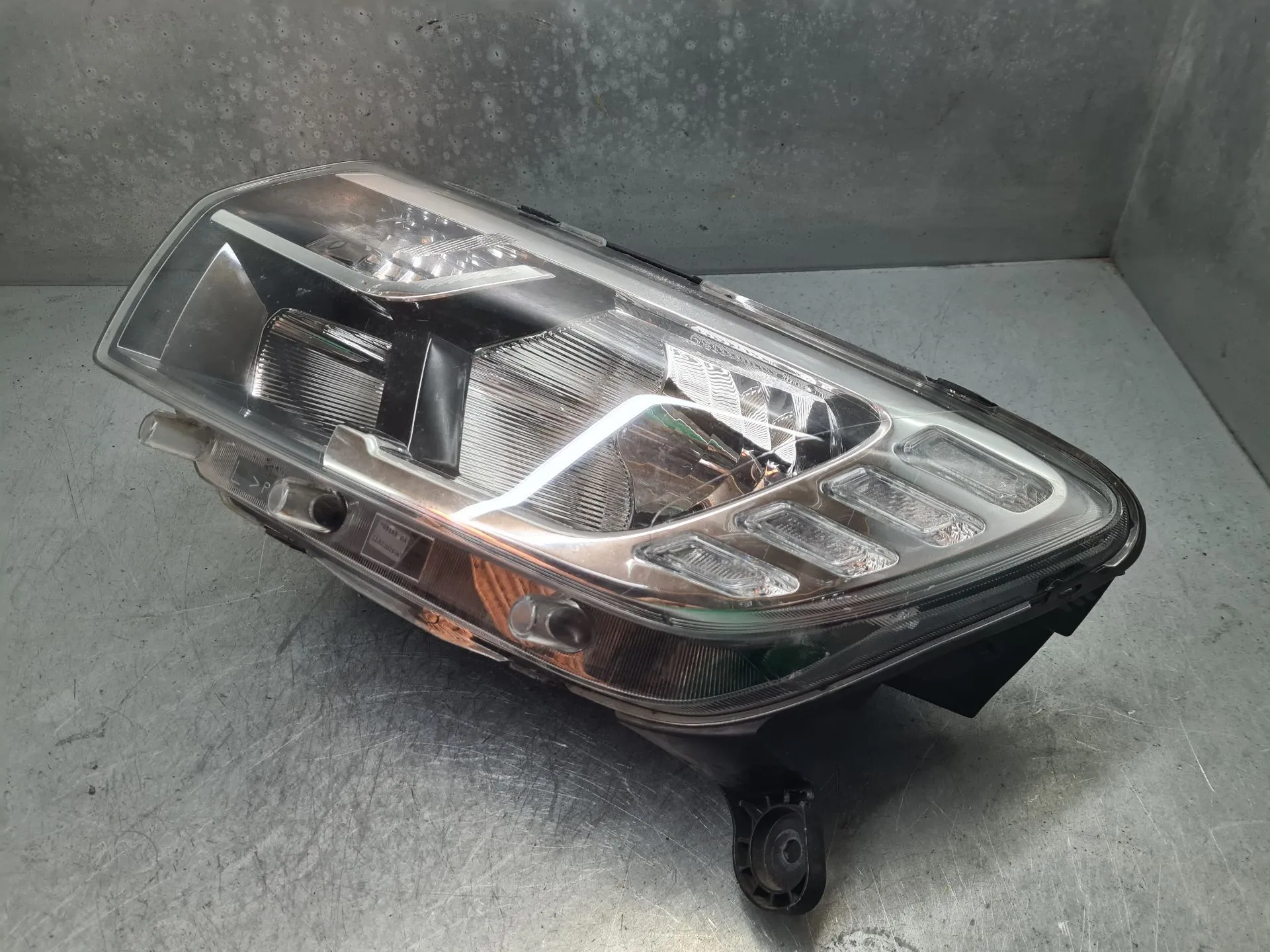 Left Headlight DACIA Sandero II (5S_) Imagem-3