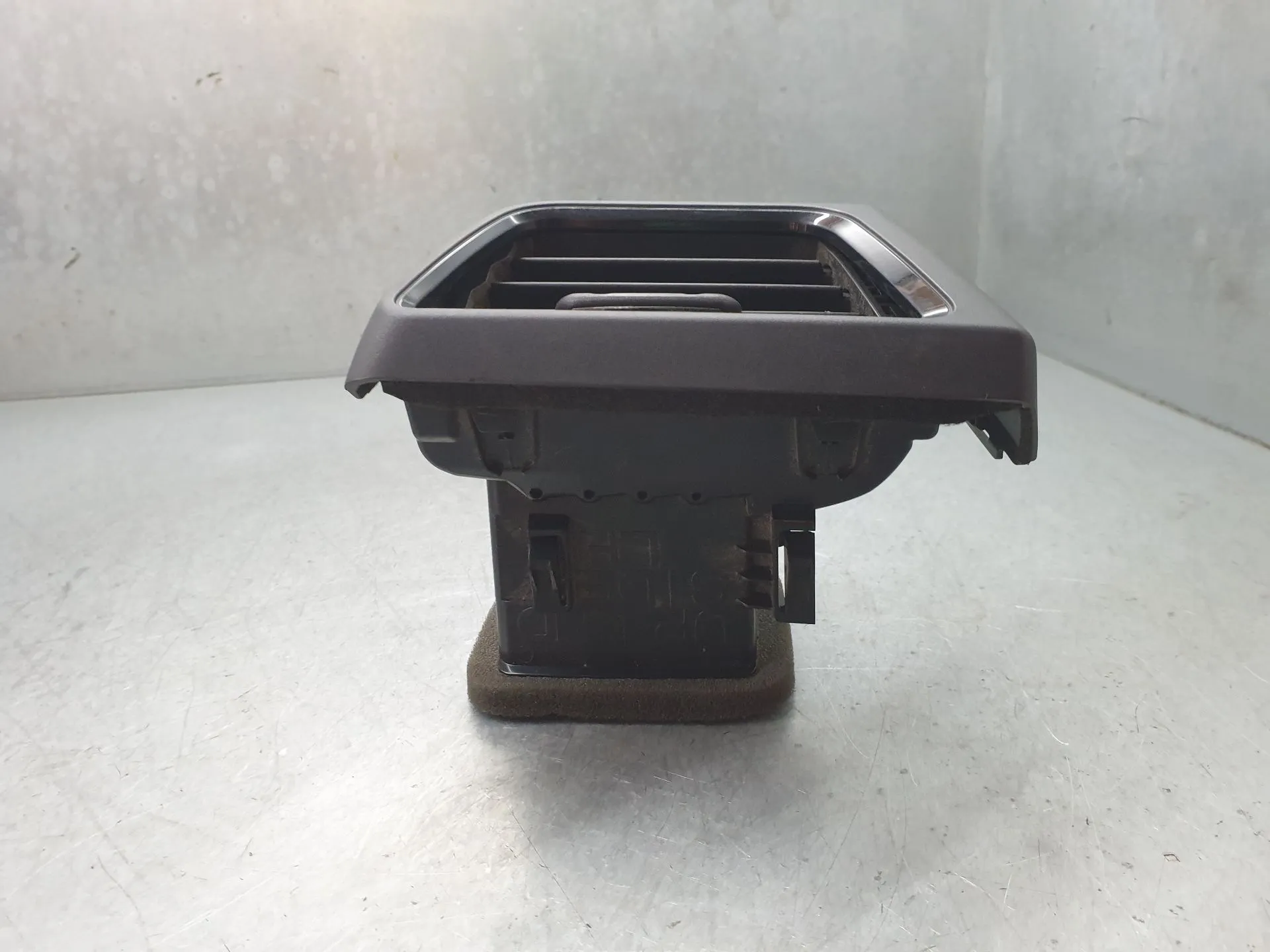 Comportas da chauffage / sofagem NISSAN Leaf EV (ZE1) Imagem-3