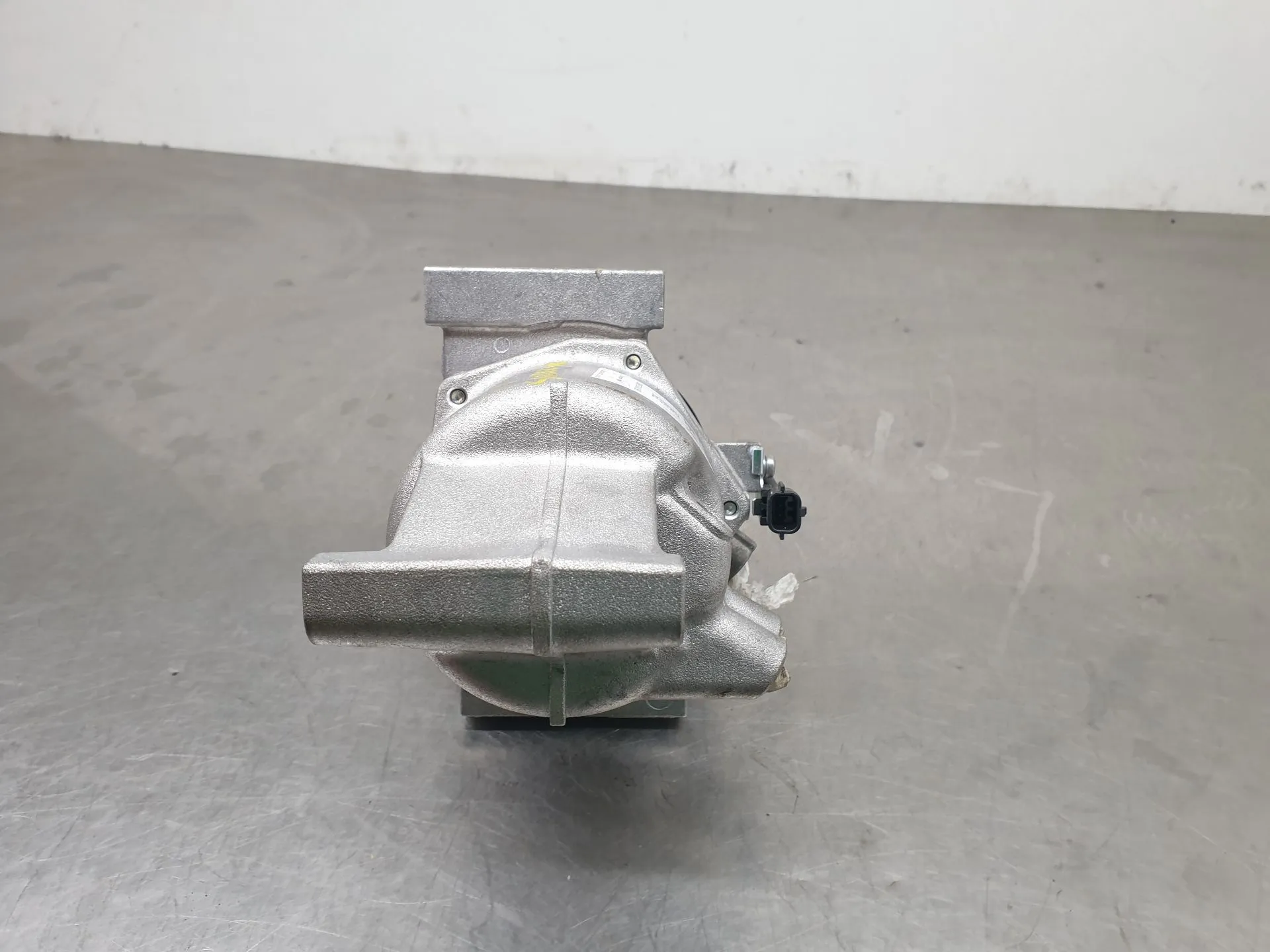 AC compressor DACIA Sandero III Imagem-2