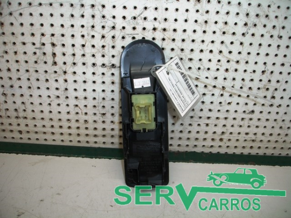 Mando / interruptor elevalunas delantero derecho RENAULT Captur (J5_) Imagem-1