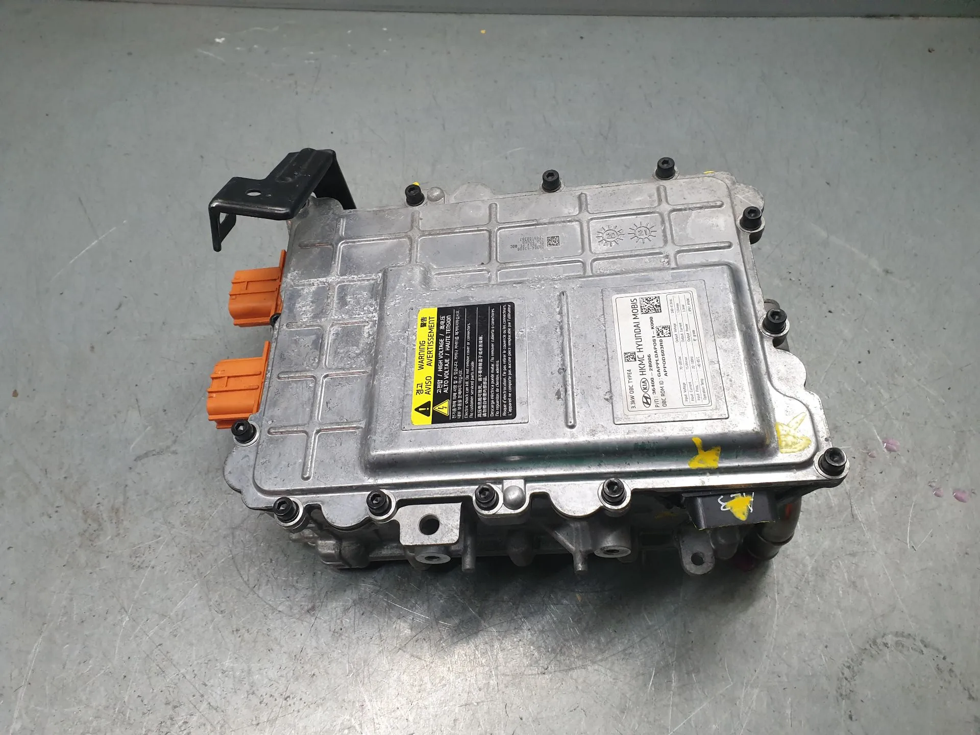 Converter / inverter HYUNDAI Ioniq (AE) Imagem-3