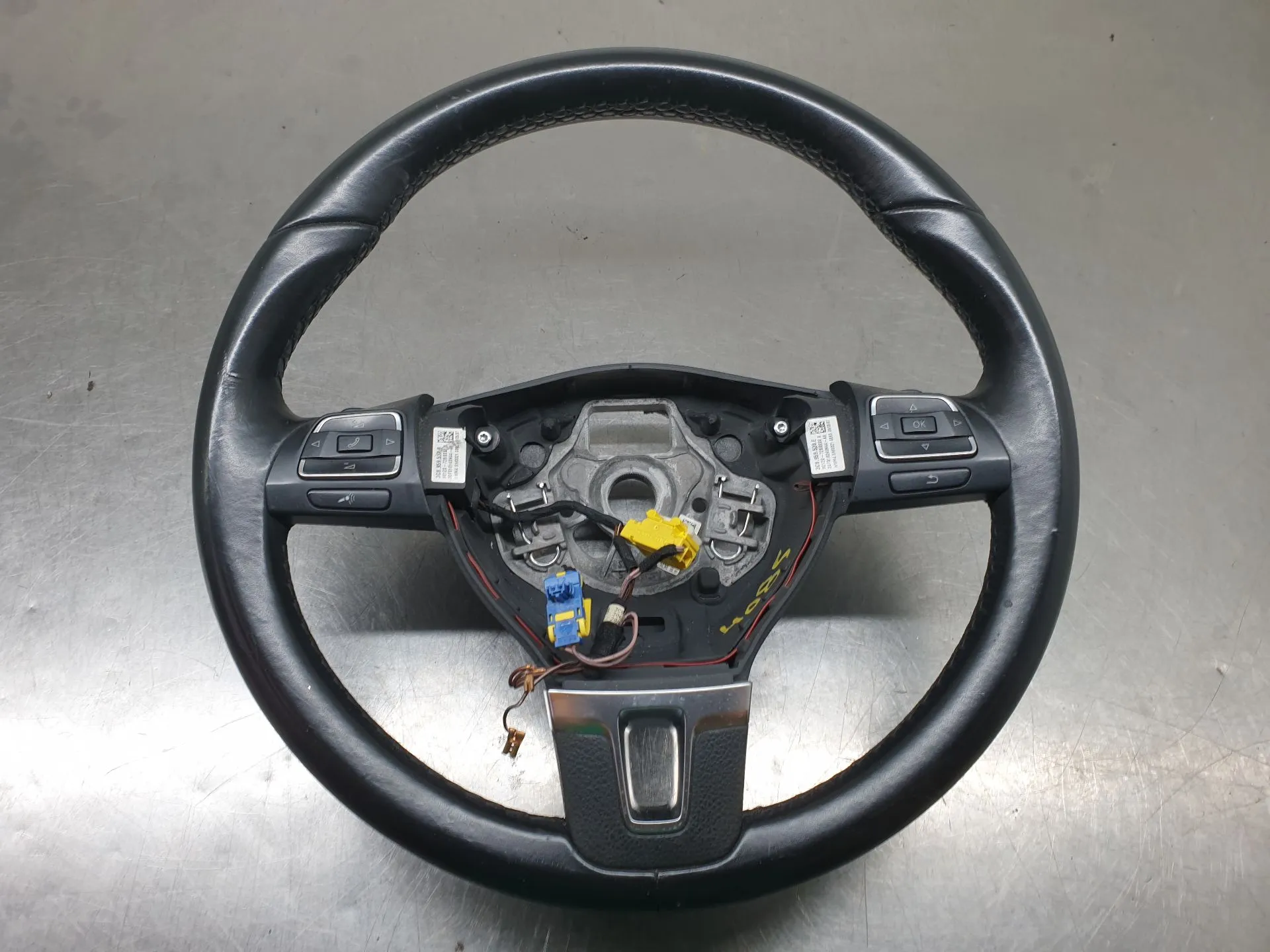 Volante VOLKSWAGEN Passat CC (357) Imagem-3