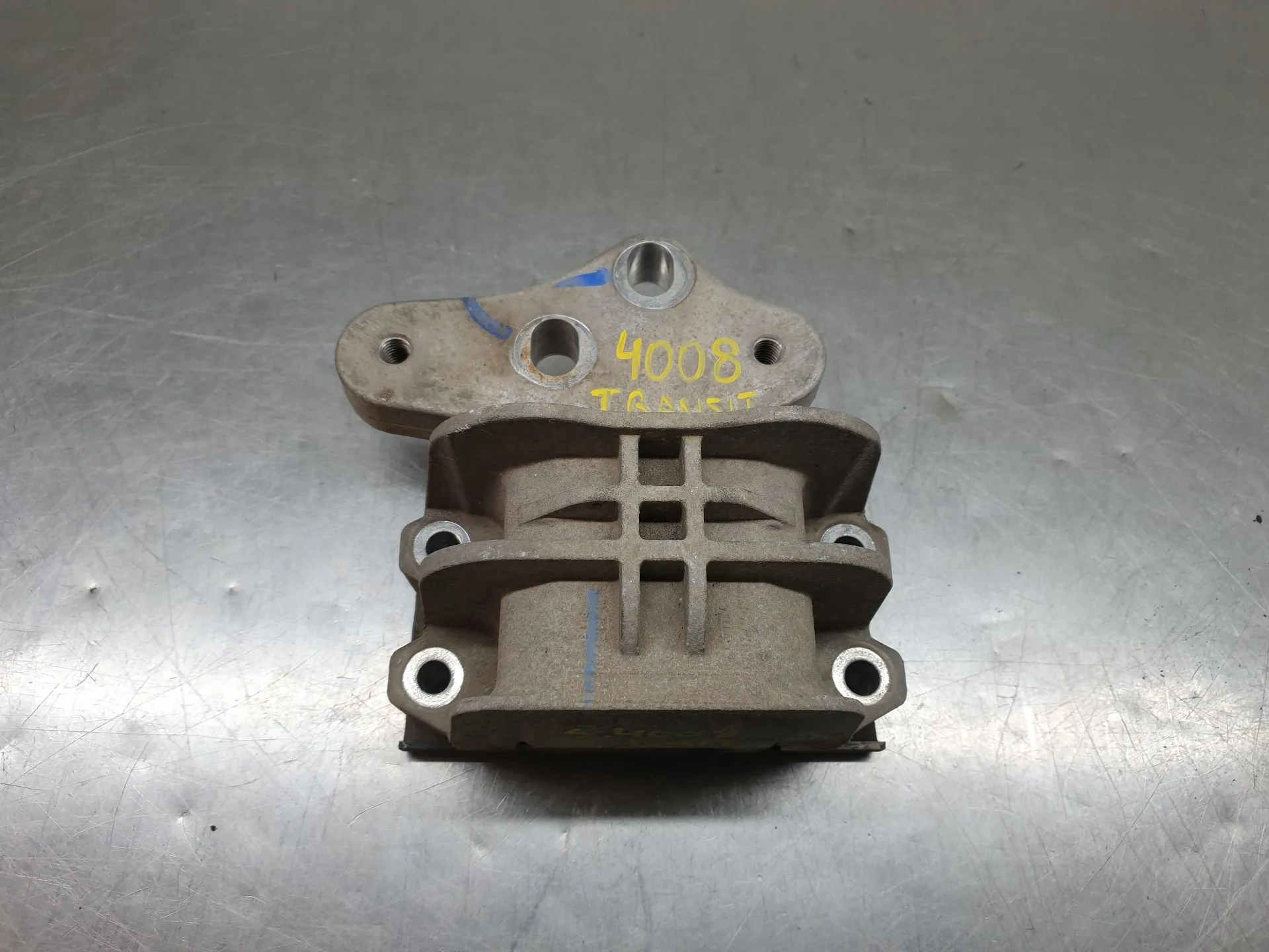 Box Support FORD Transit