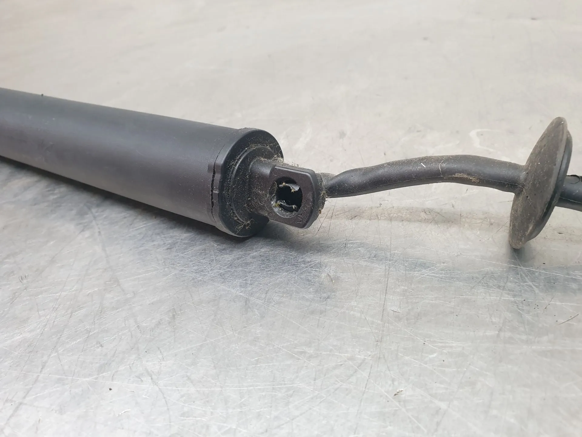 Amortecedor da mala RENAULT Austral Imagem-3