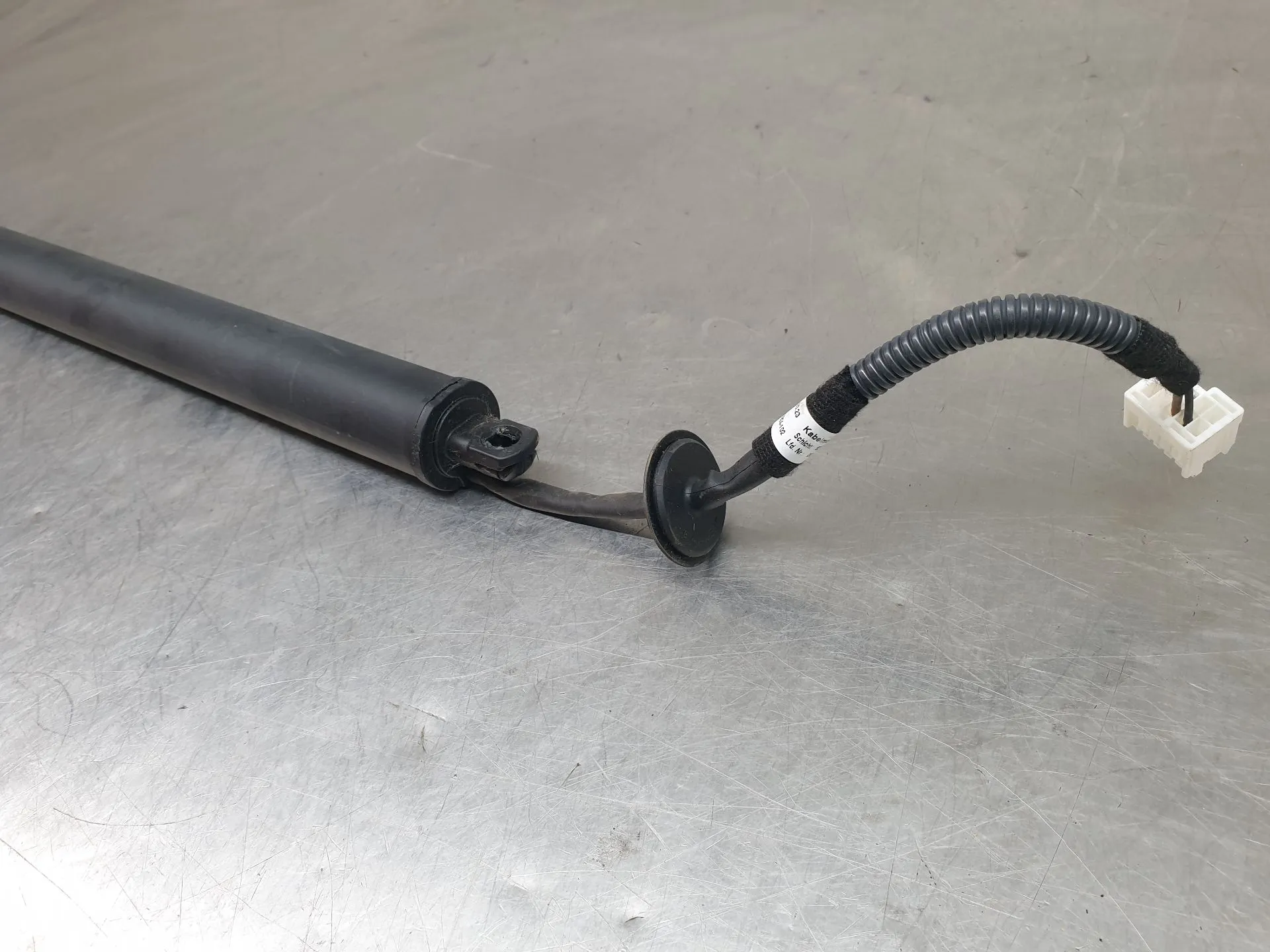 Amortecedor da mala RENAULT Austral Imagem-3