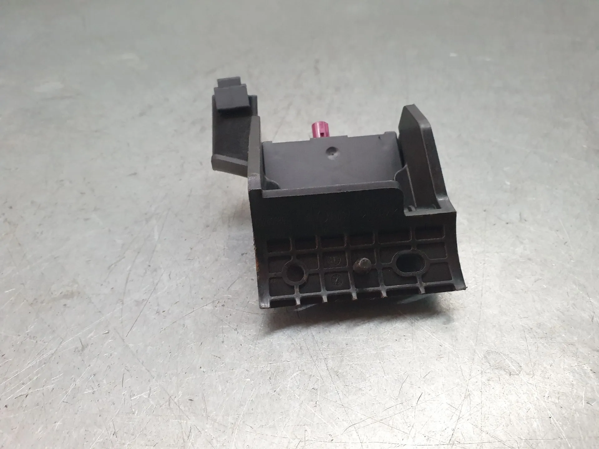 Amplificateur Antenne DACIA Sandero III Imagem-2