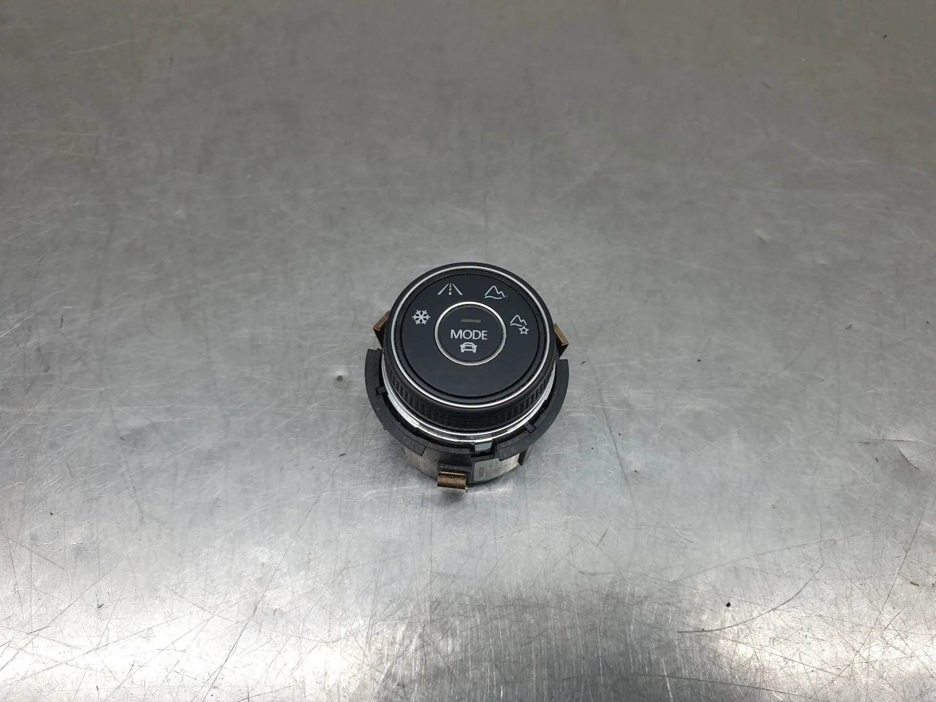 Comando / botão / interruptor multifunções VOLKSWAGEN Tiguan (5N)