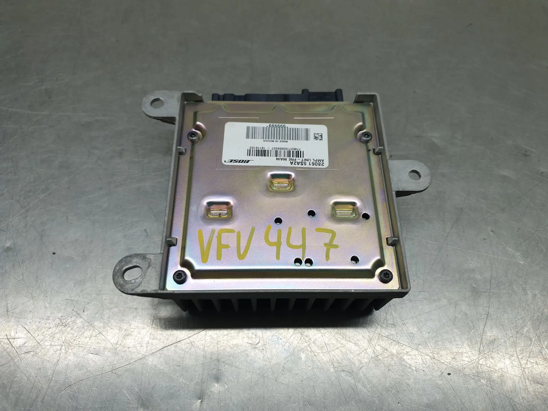 Speaker Amplifier NISSAN Leaf EV (ZE1)