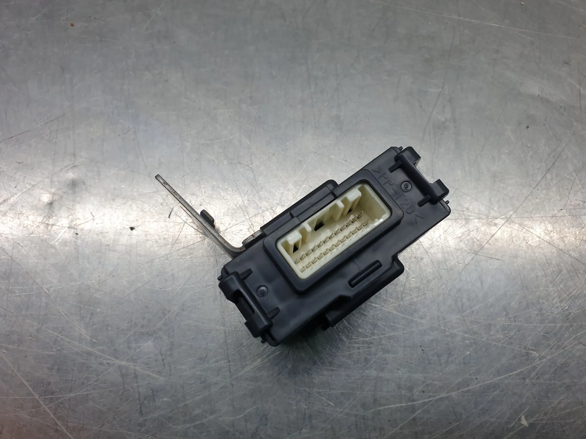 Módulo de confort NISSAN Leaf EV (ZE1) Imagem-1