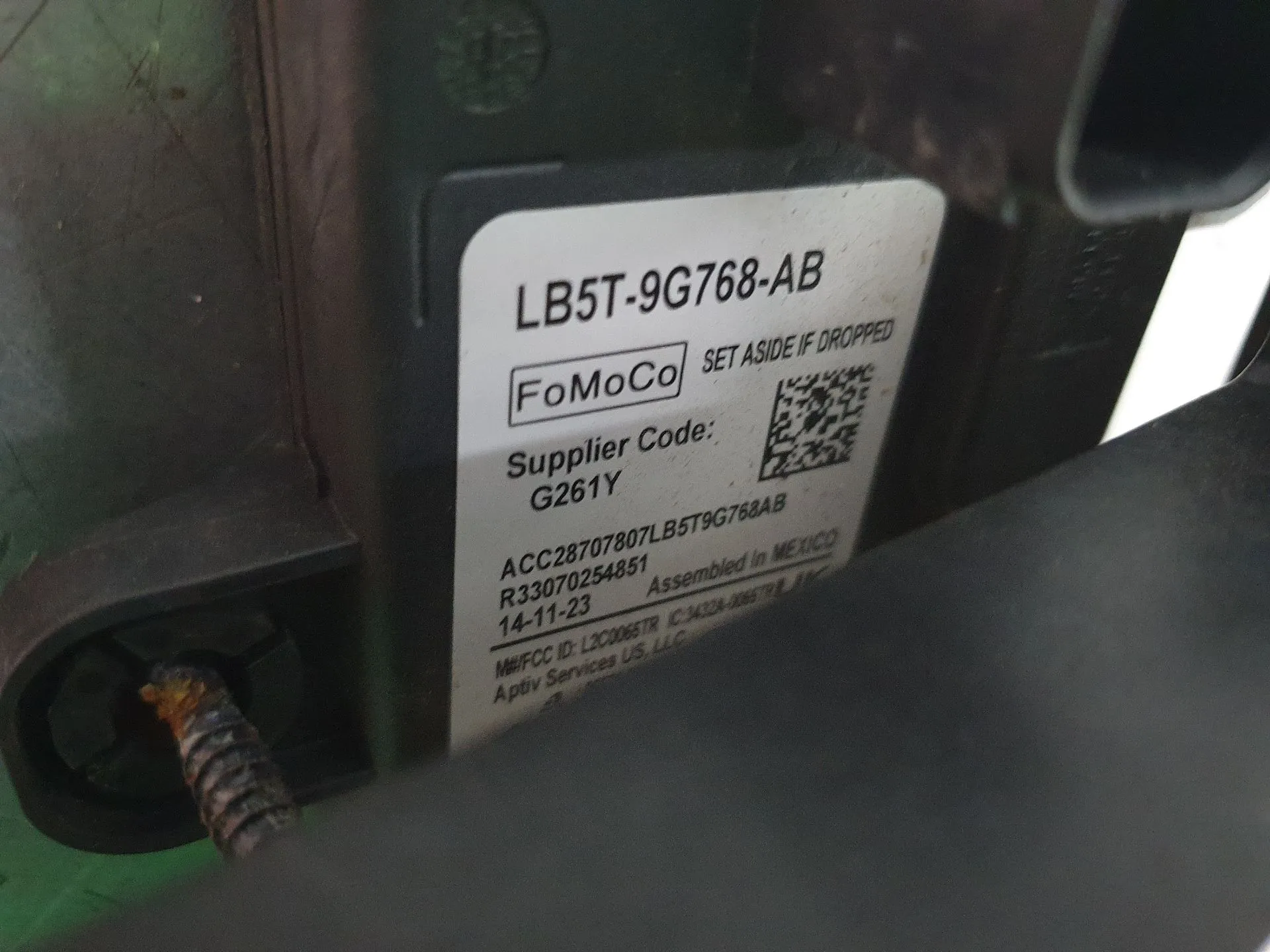 Sensor de radar FORD Kuga III (DFK) Imagem-3