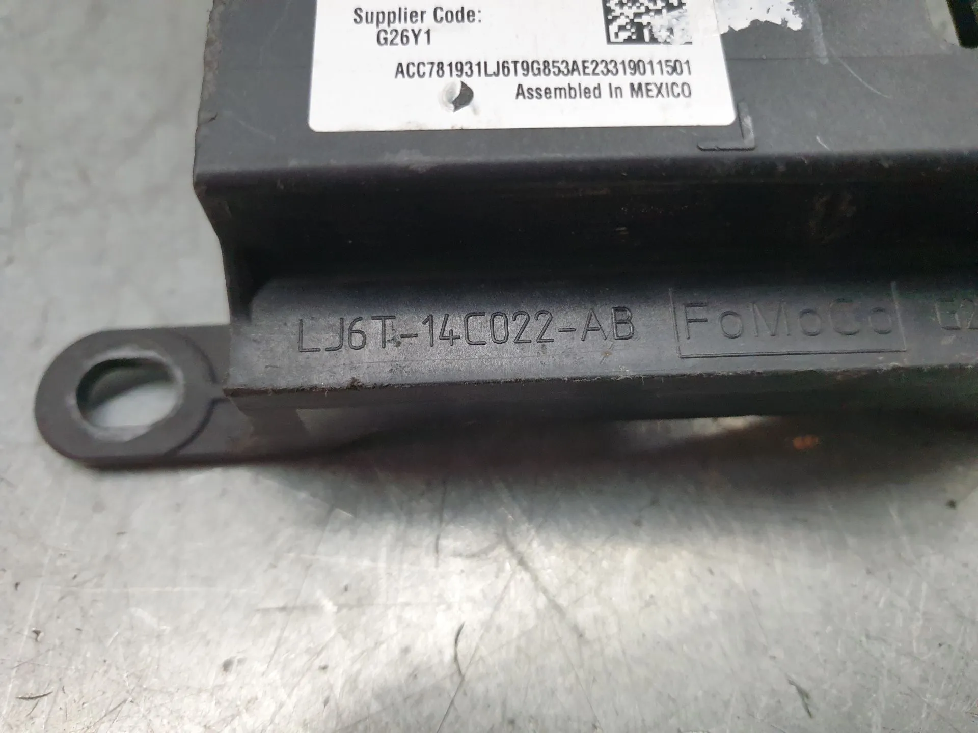 Sensor de radar FORD Kuga III (DFK) Imagem-5