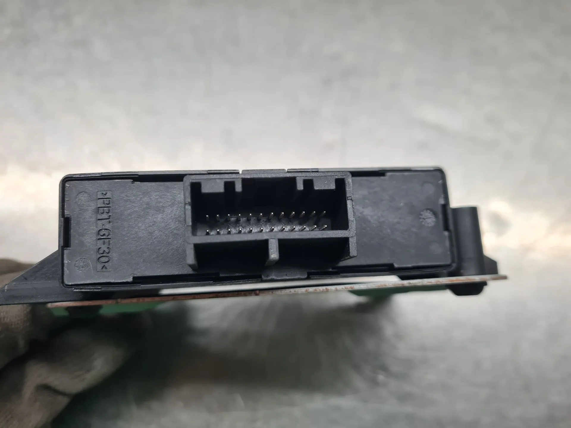 Module de confort NISSAN Leaf EV (ZE1) Imagem-2