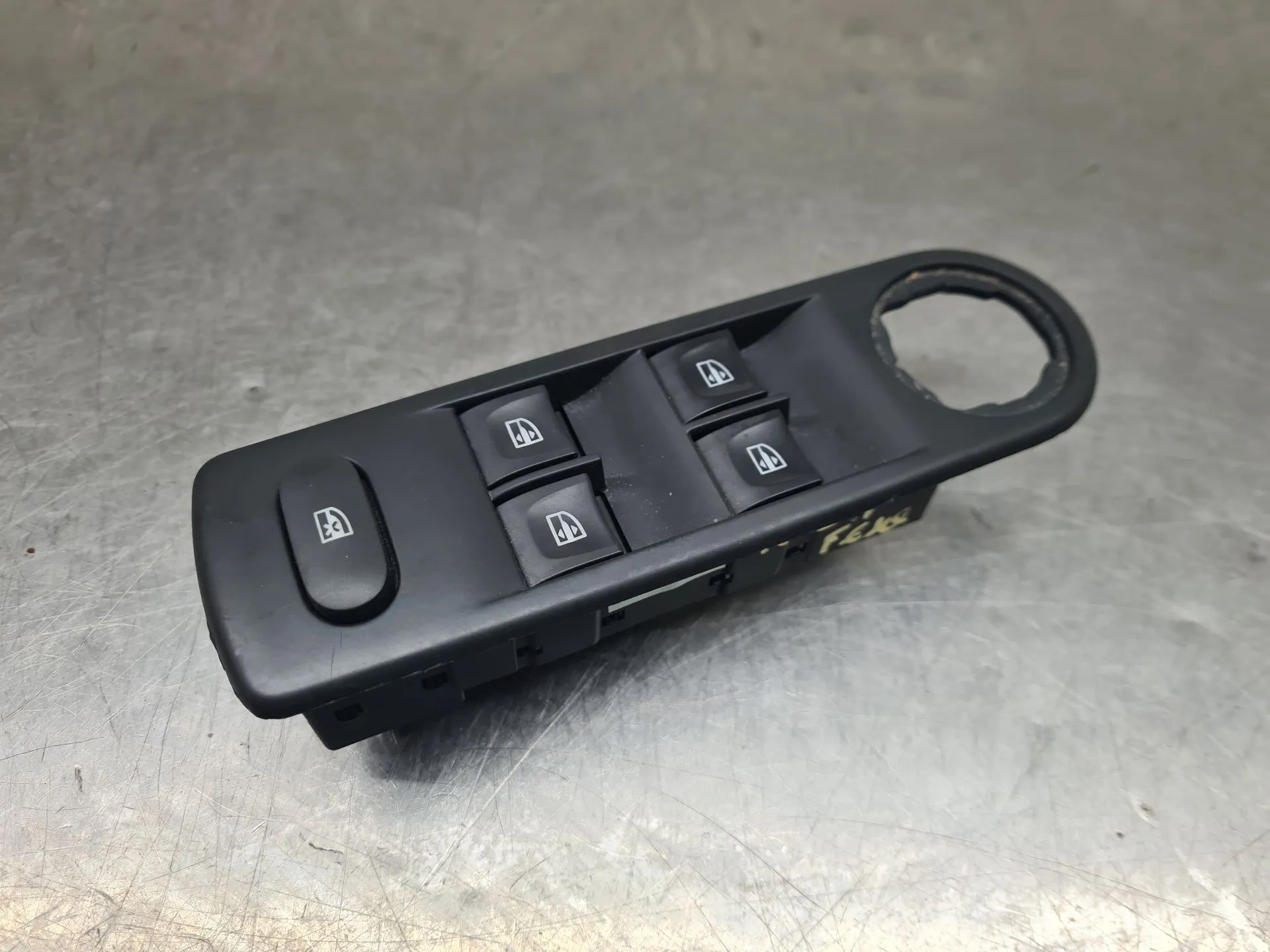 Left Front window control RENAULT Clio IV (BH_) Imagem-1