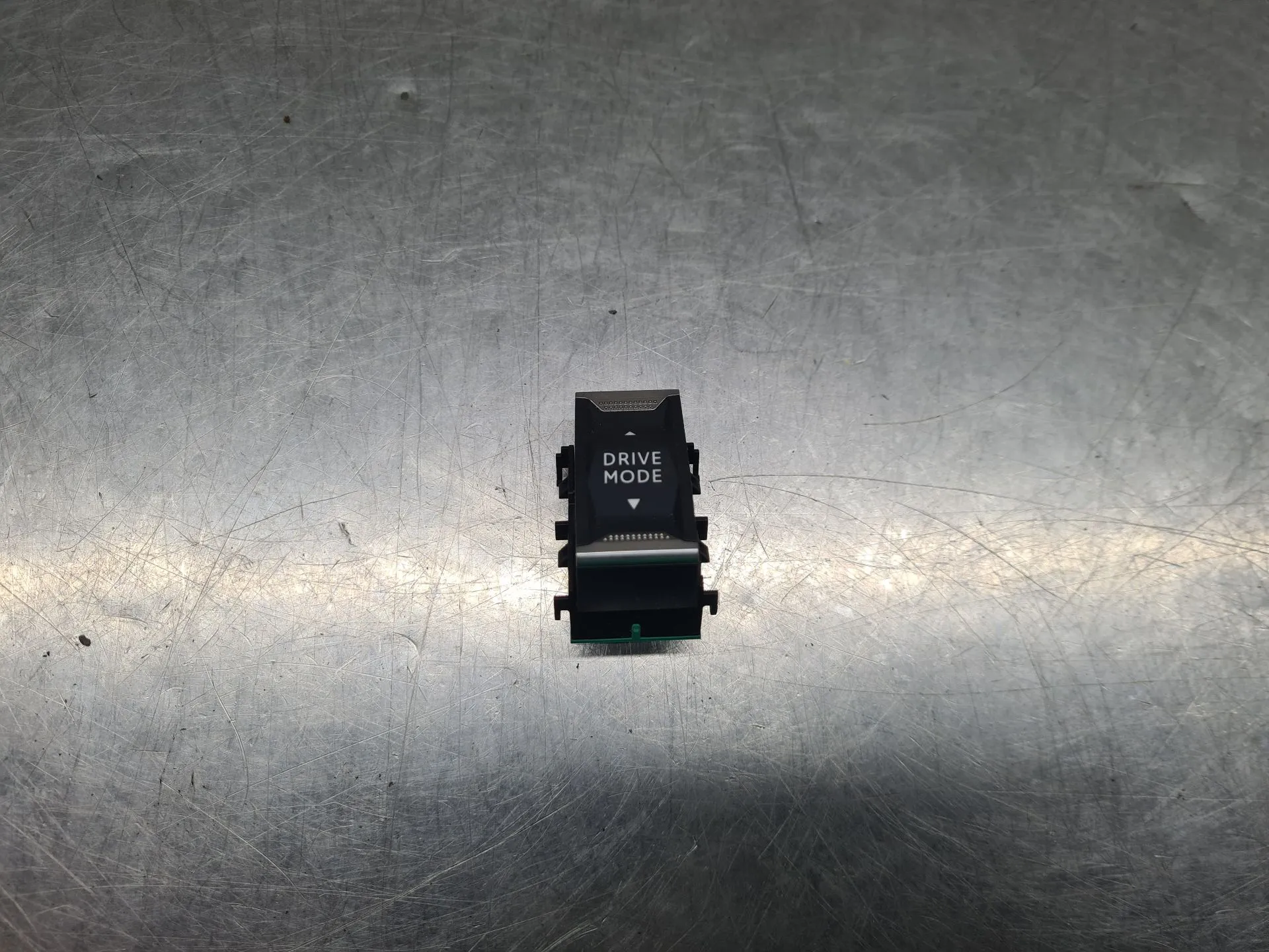 Bouton / interrupteur Mode SPORT PEUGEOT 208 II