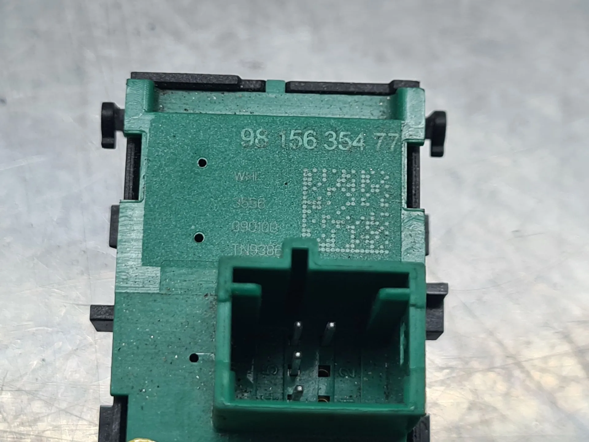 Bouton / interrupteur Mode SPORT PEUGEOT 208 II Imagem-5