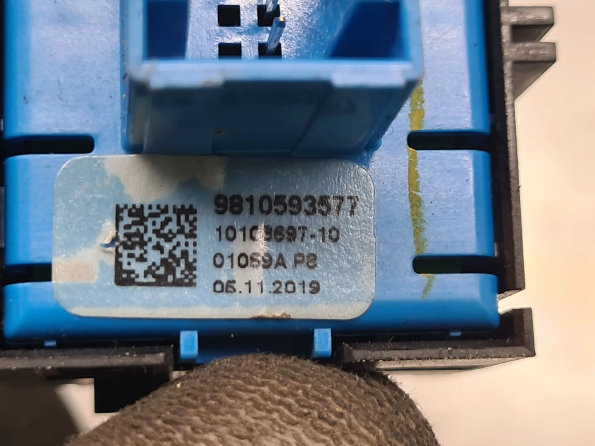 Pulsante / interruttore freno di stazionamento PEUGEOT 3008 II (M_) Imagem-5