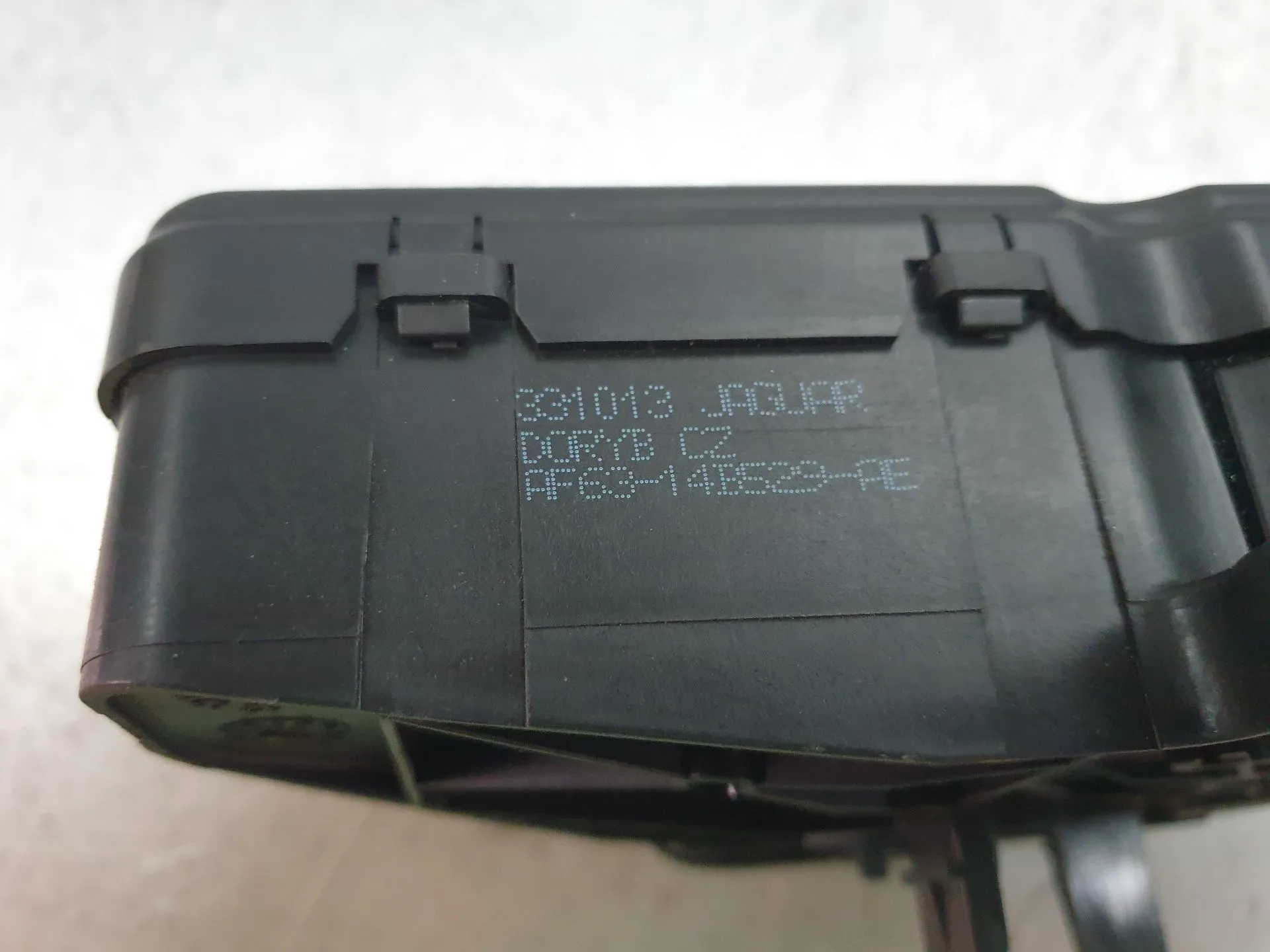 Actuador LAND ROVER Range Rover Evoque (L538) Imagem-4