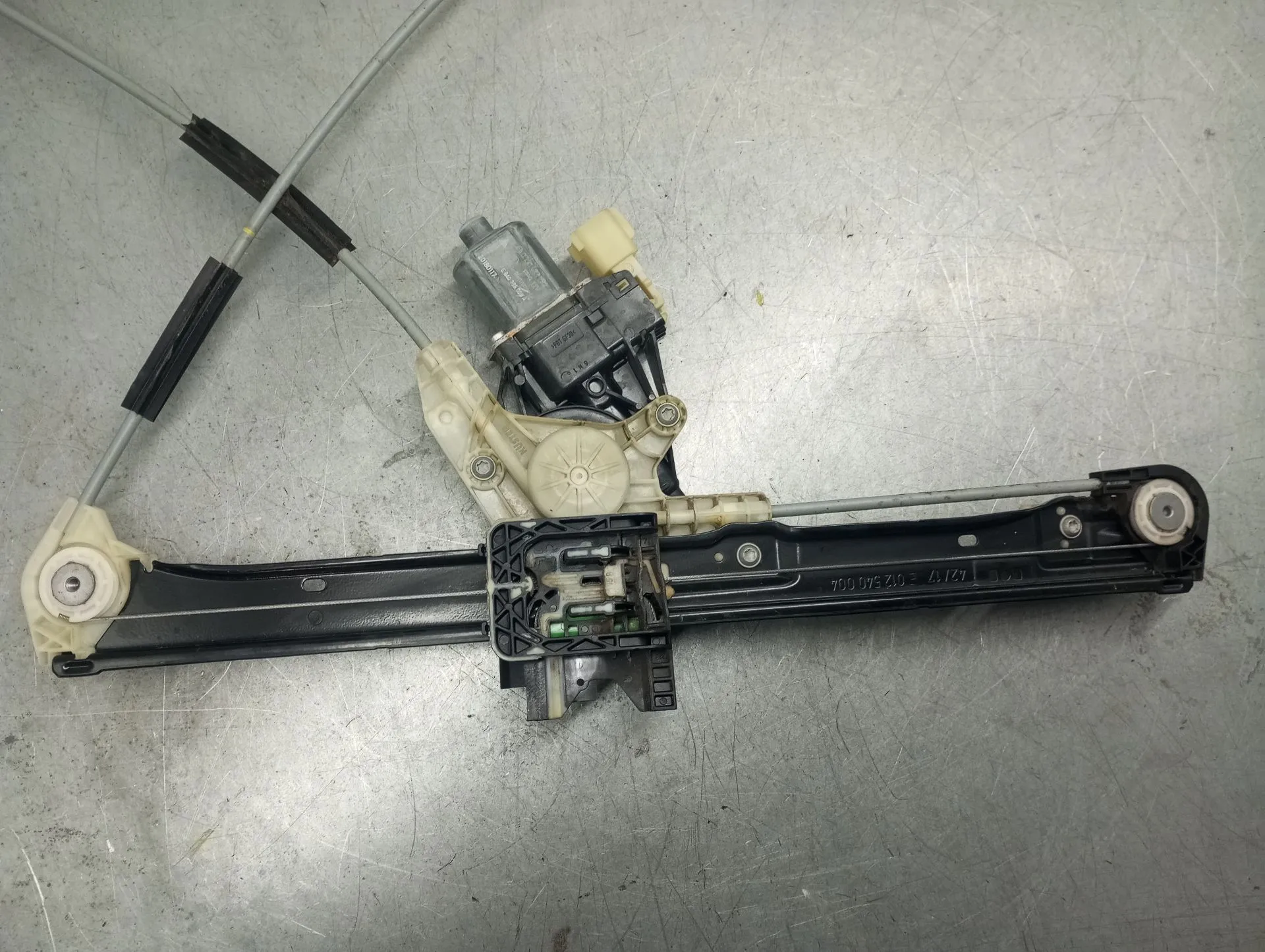 Lève-vitre avant gauche JAGUAR E-Pace (X540) Imagem-4