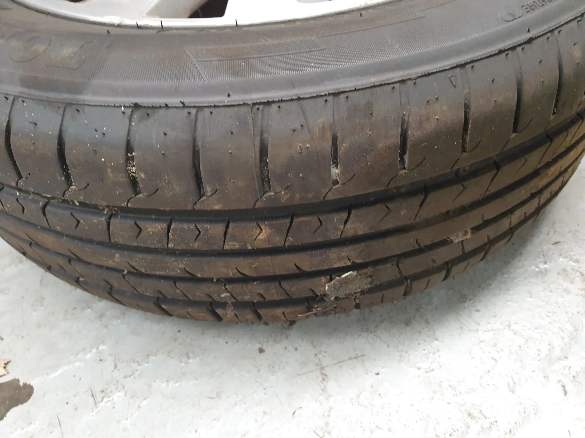 Neumático VOLKSWAGEN Golf VII (5G1, BQ1, BE1, BE2)