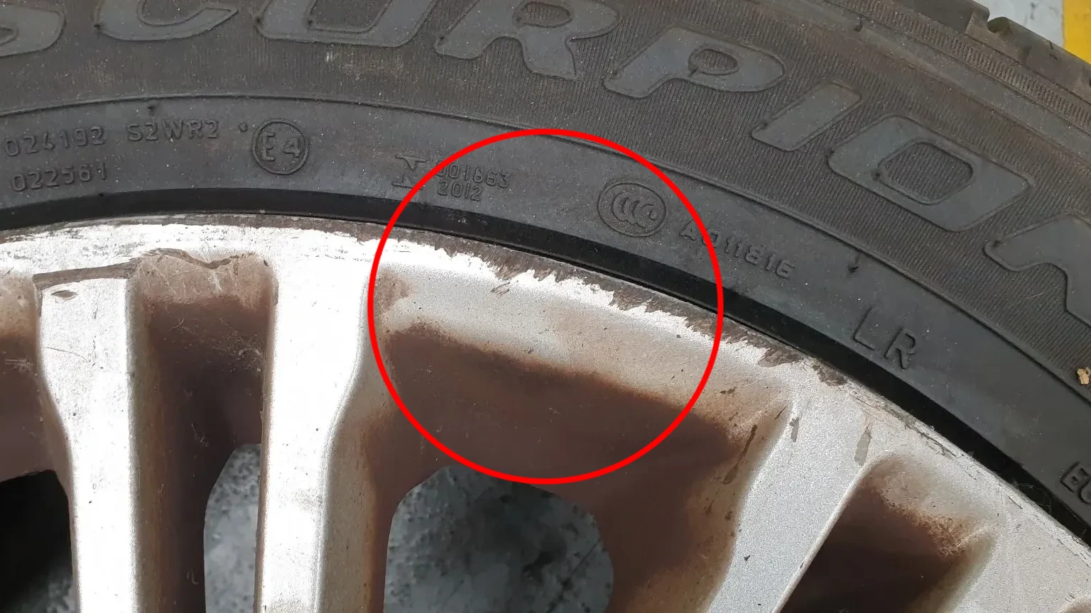 Llanta Trasera Izquierda LAND ROVER Range Rover Evoque (L538) Imagem-8