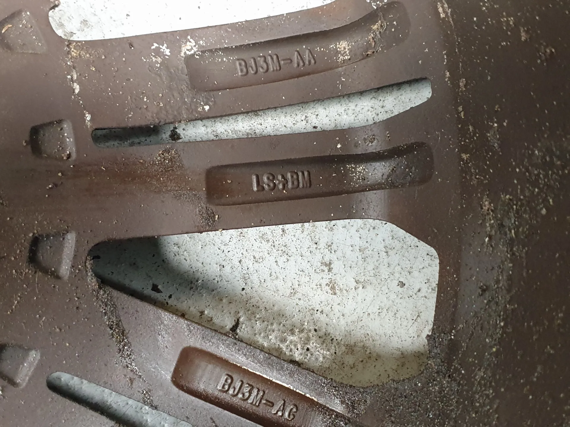 Llanta Trasera Izquierda LAND ROVER Range Rover Evoque (L538) Imagem-4