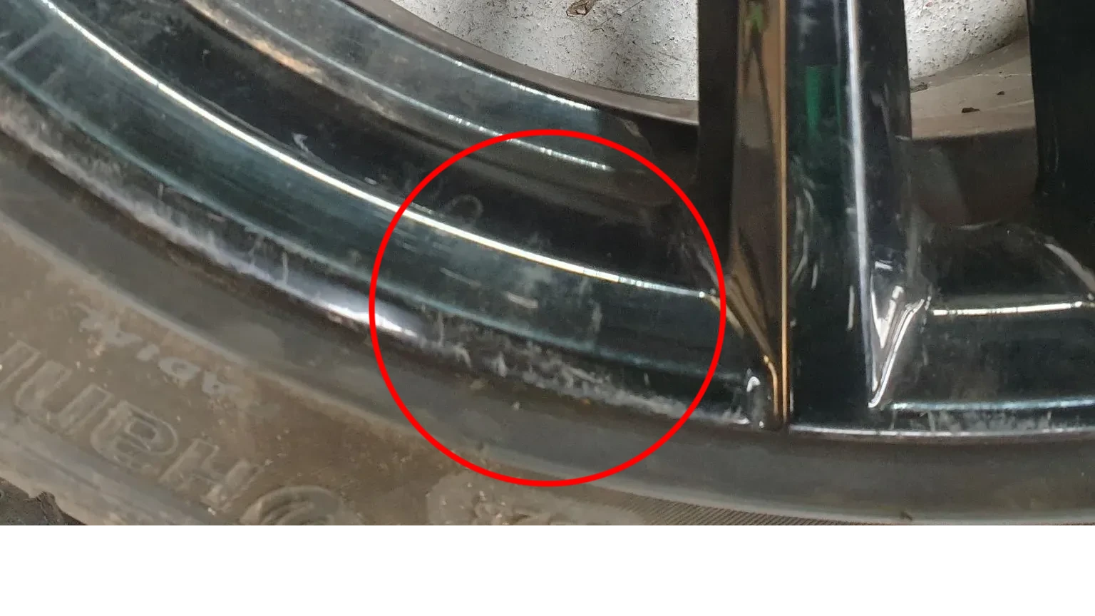 Jante frente direita BMW 1 (F21) Imagem-8