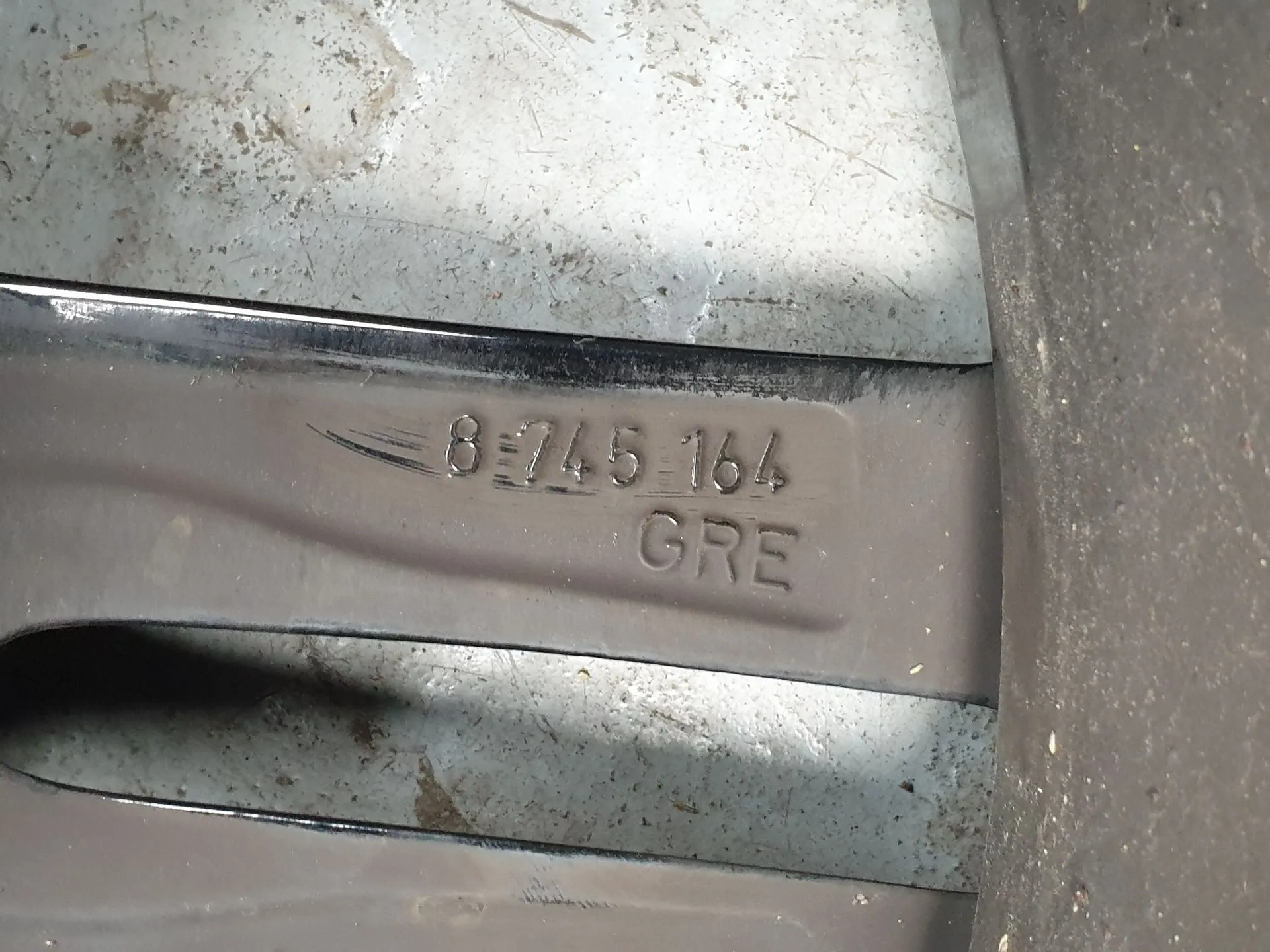 Left front Rim BMW 1 (F21) Imagem-5