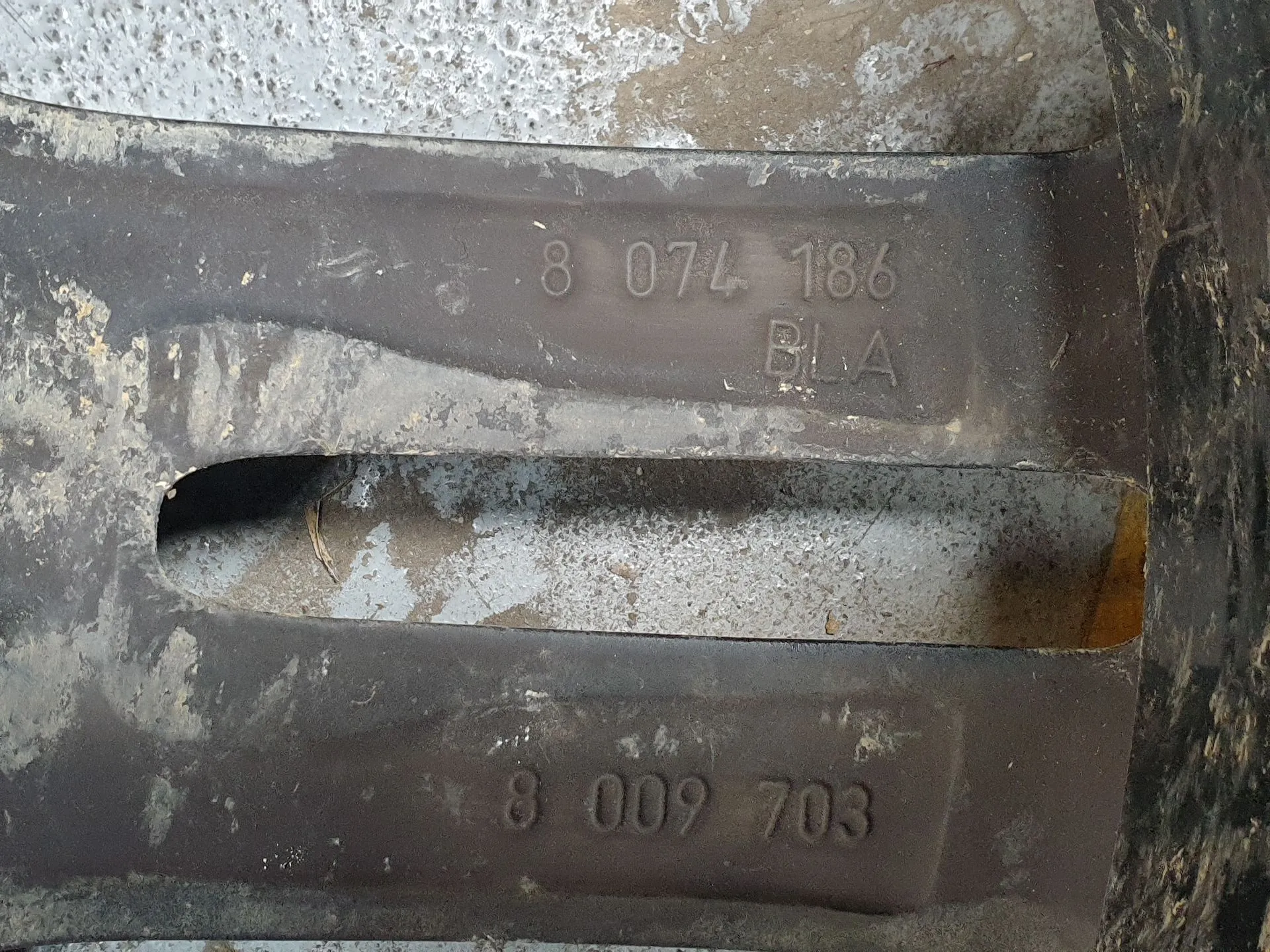 Llanta Trasera Izquierda BMW 1 (F21) Imagem-3