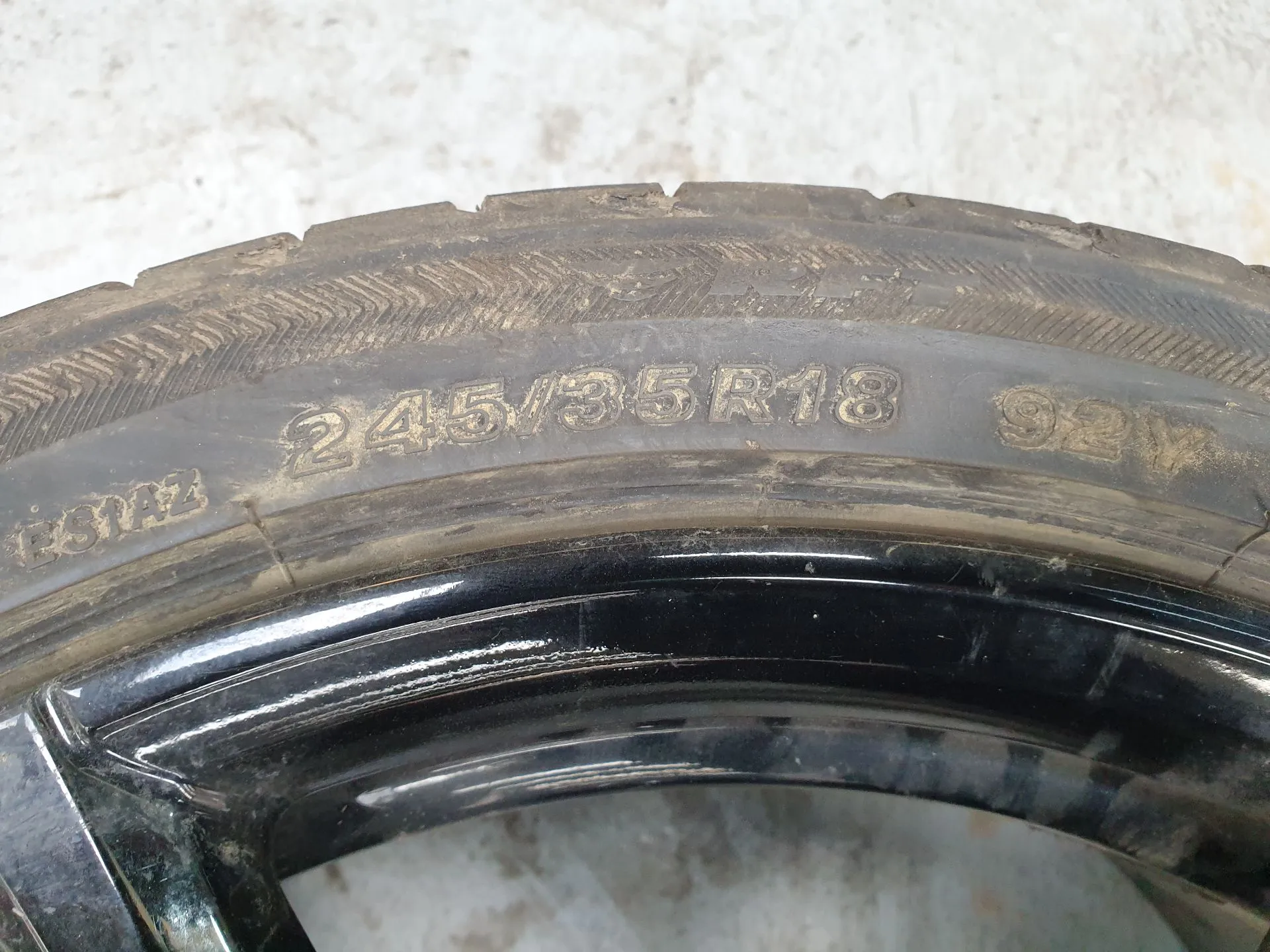 Neumático BMW 1 (F21) Imagem-1