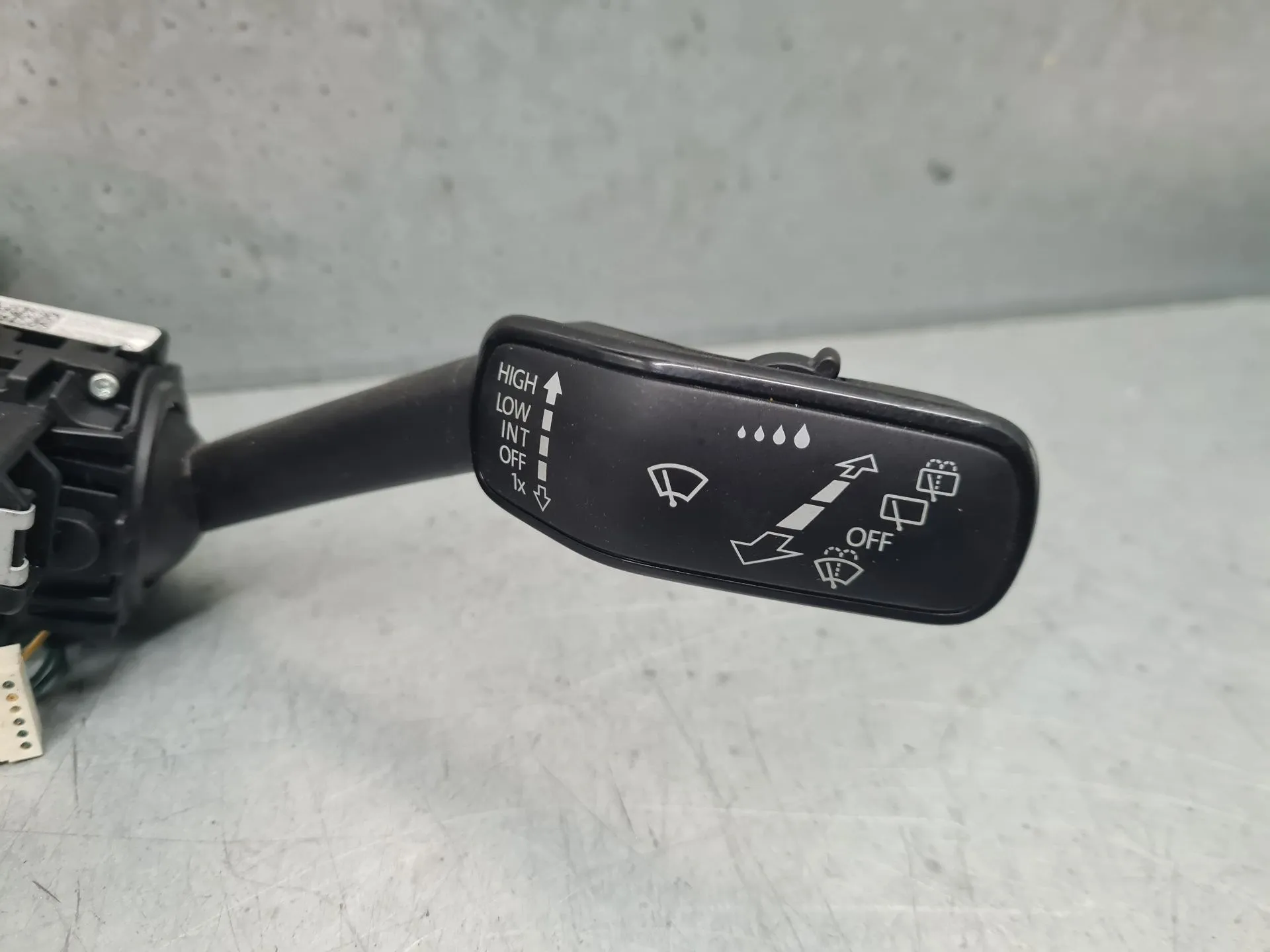 Ensemble leviers d'éclairage et essuie-glace SEAT Leon ST (5F8) Imagem-3