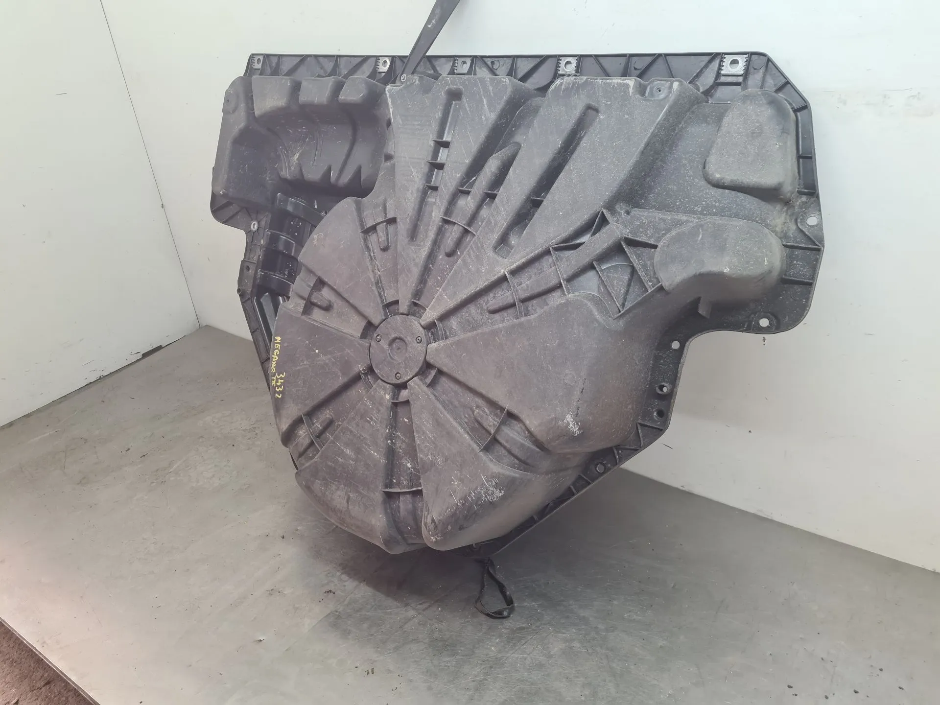 Base pneu suplente RENAULT Megane III Grandtour (KZ0/1) Imagem-4