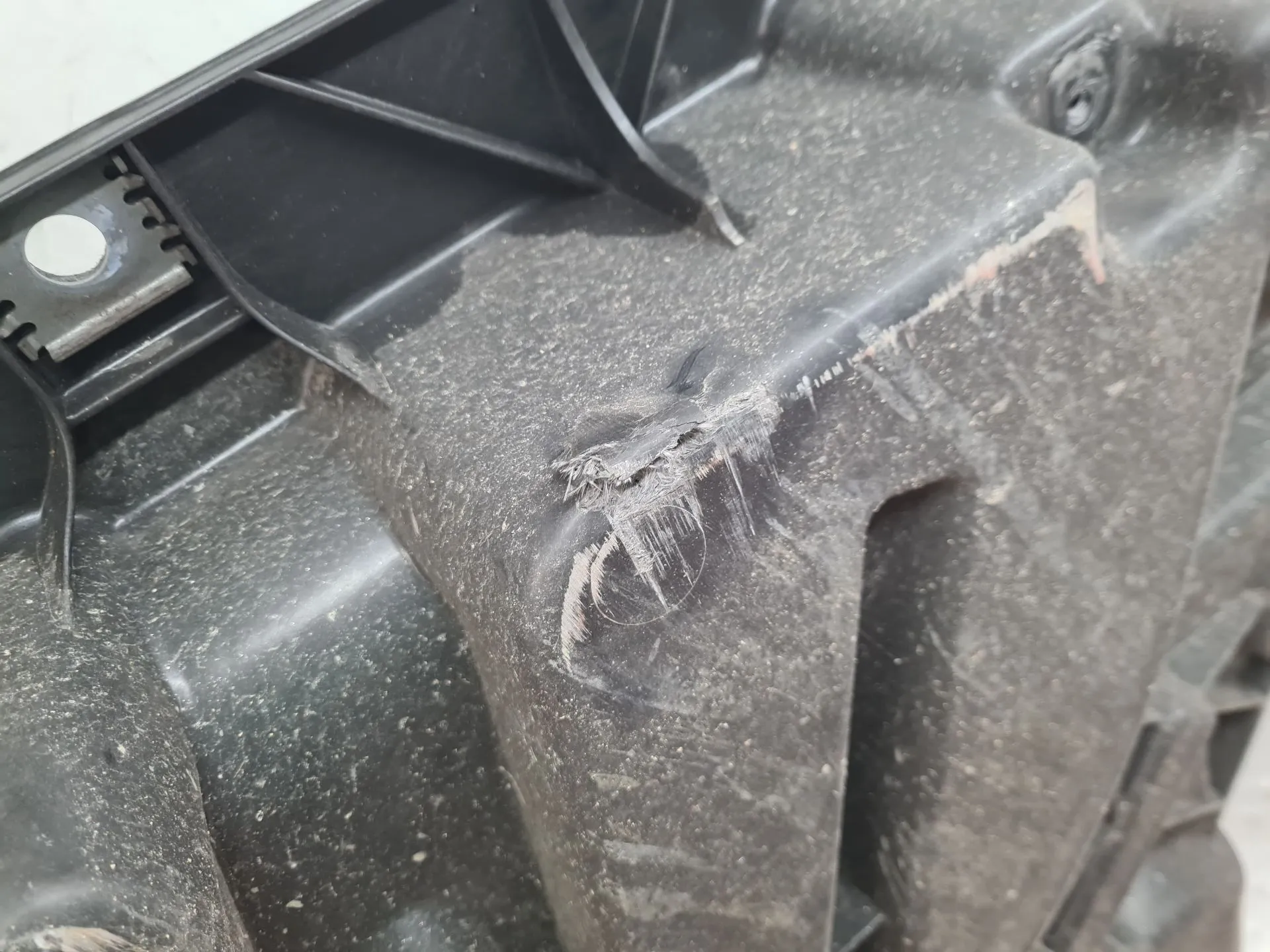 Base pneu suplente RENAULT Megane III Grandtour (KZ0/1) Imagem-3