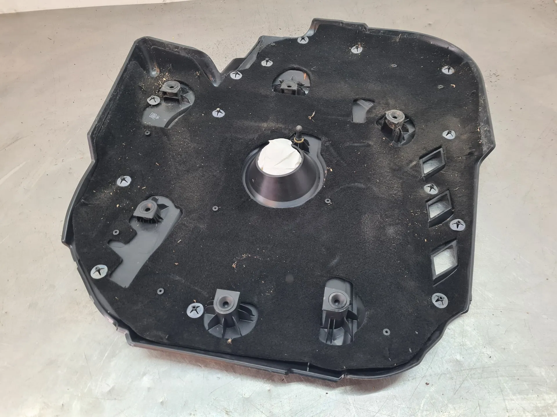 Cobertura do motor / blindagem superior do motor ALFA ROMEO Stelvio (949_) Imagem-4