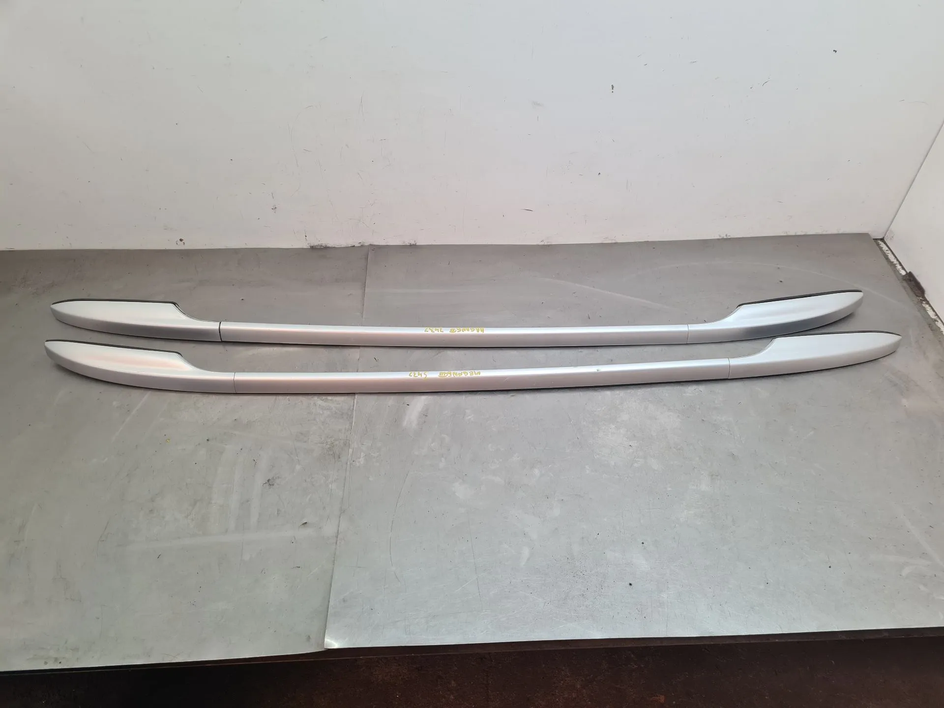 Barra del Tetto RENAULT Megane III Grandtour (KZ0/1)