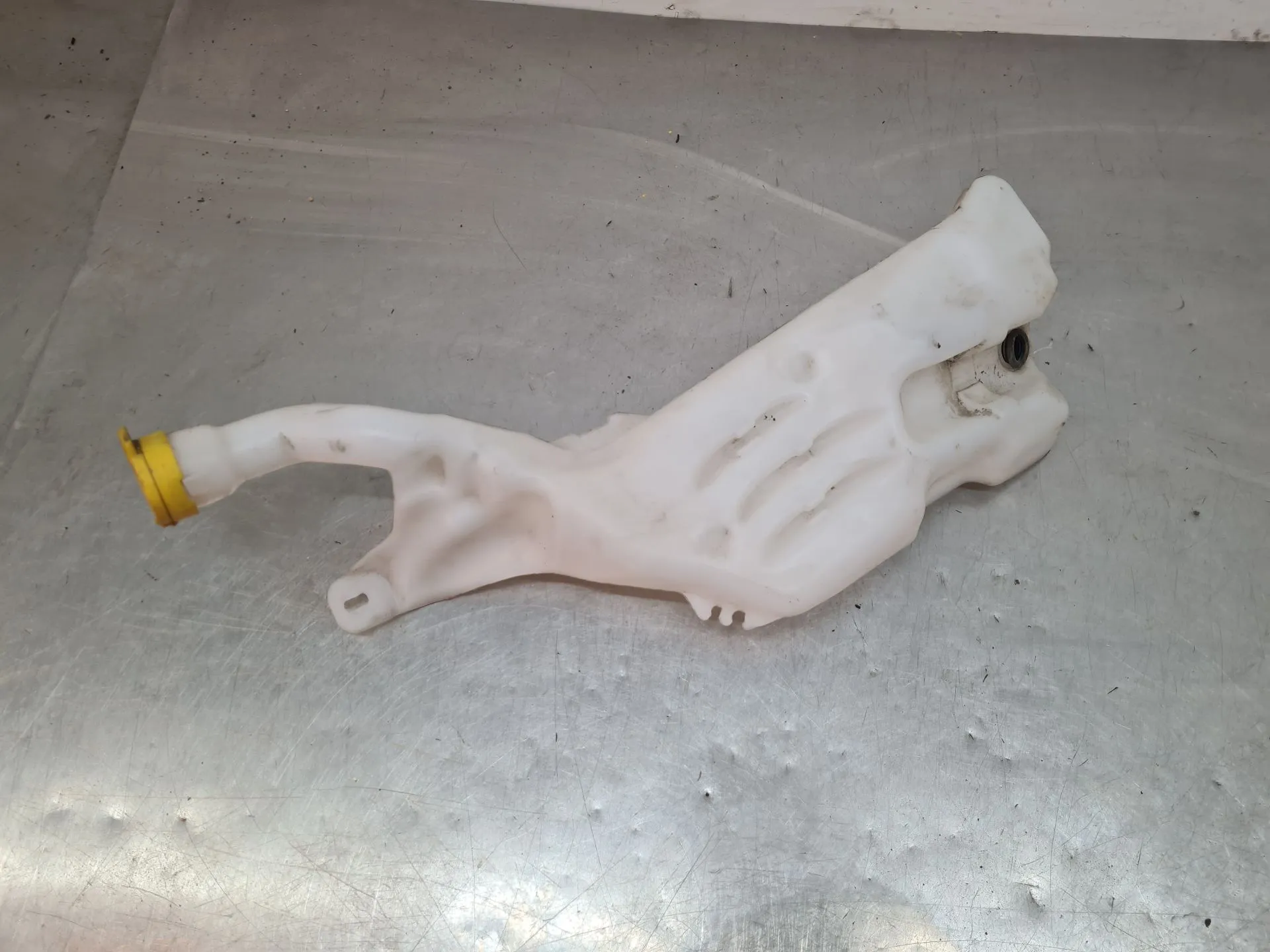 Vaschetta tergicristallo RENAULT Megane IV (B9A/M_) Imagem-1