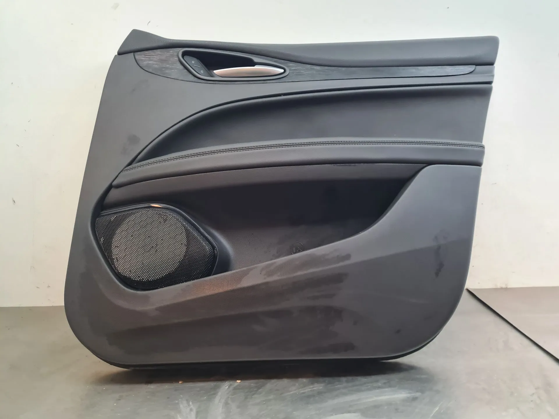 Right front door panel ALFA ROMEO Stelvio (949_) Imagem-3