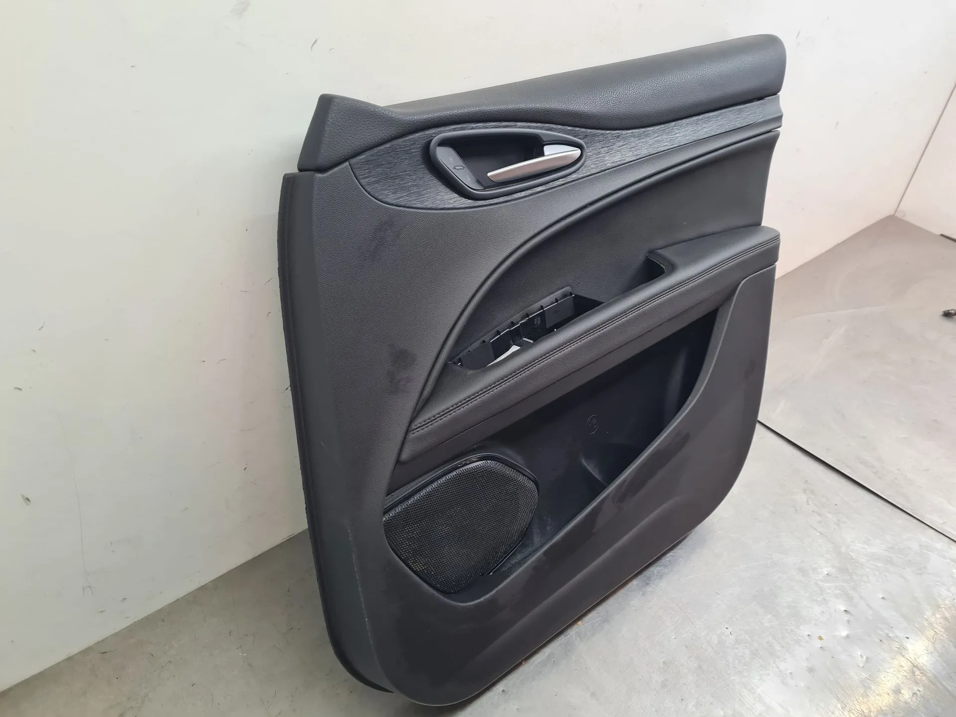 Right front door panel ALFA ROMEO Stelvio (949_) Imagem-2