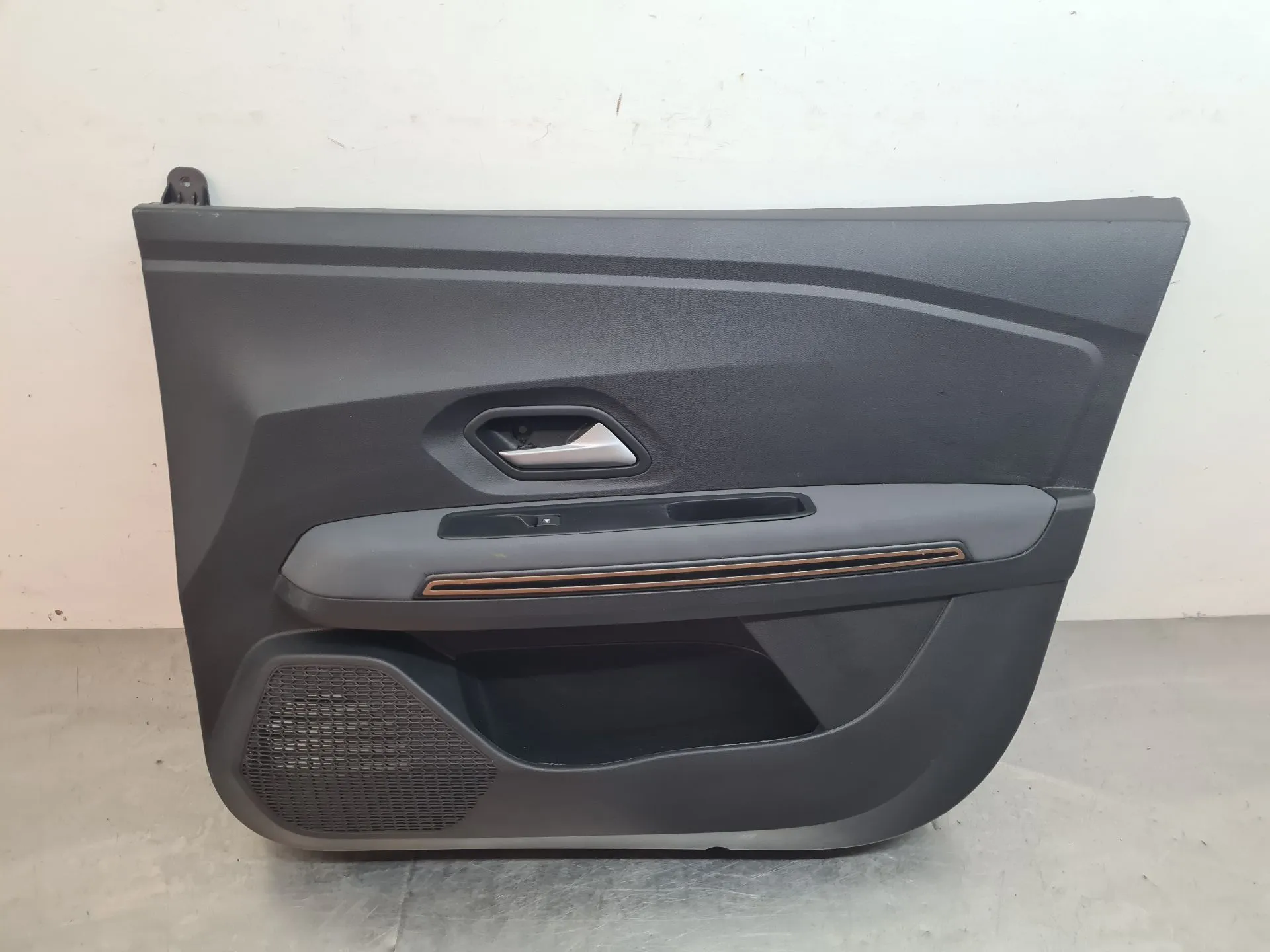 Forra porta / quartela frente direita DACIA Sandero III