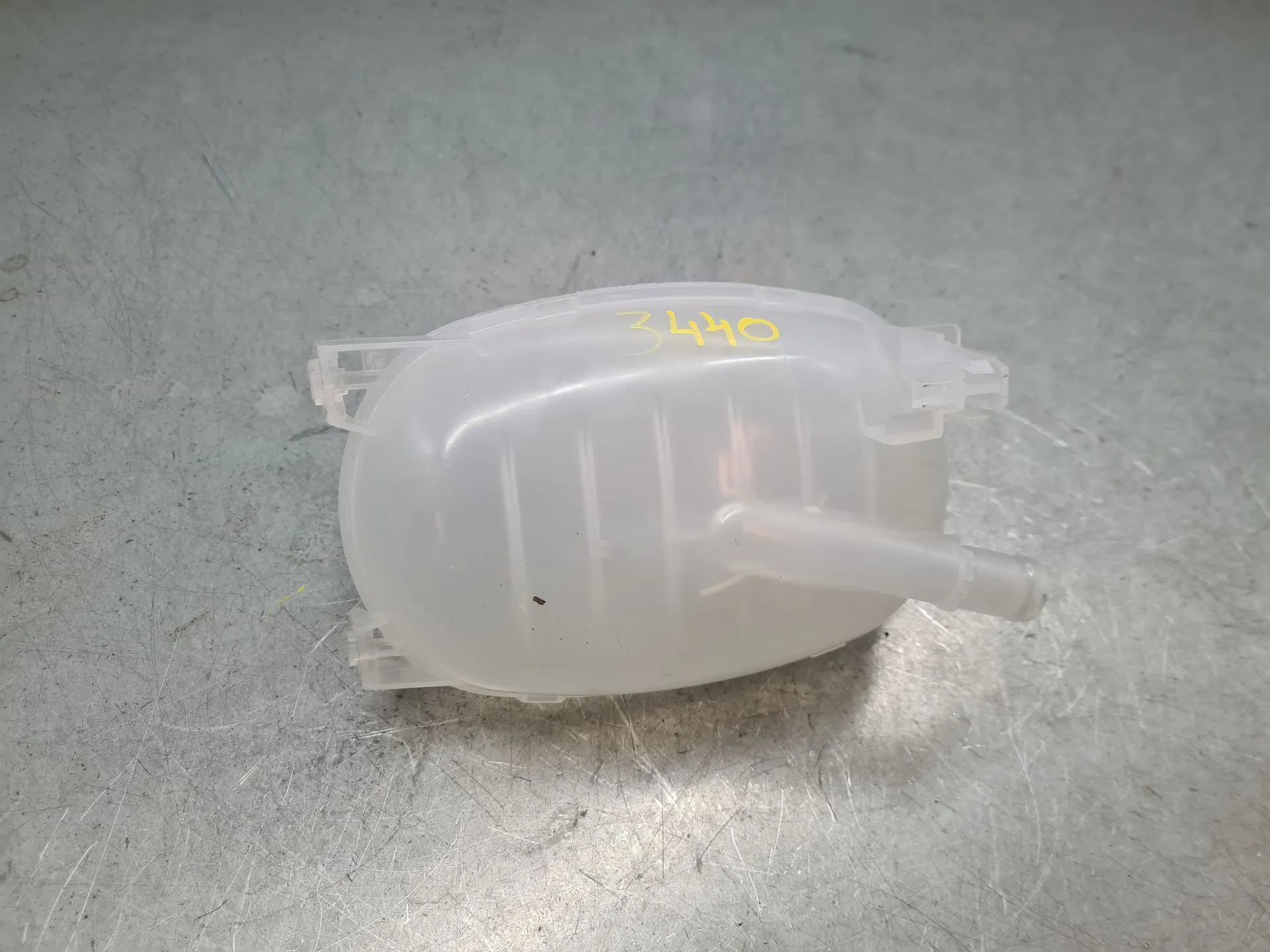 Coolant reservoir DACIA Sandero III Imagem-2