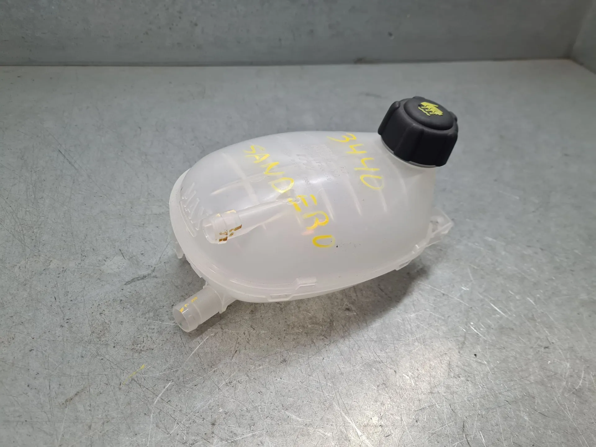 Coolant reservoir DACIA Sandero III Imagem-1