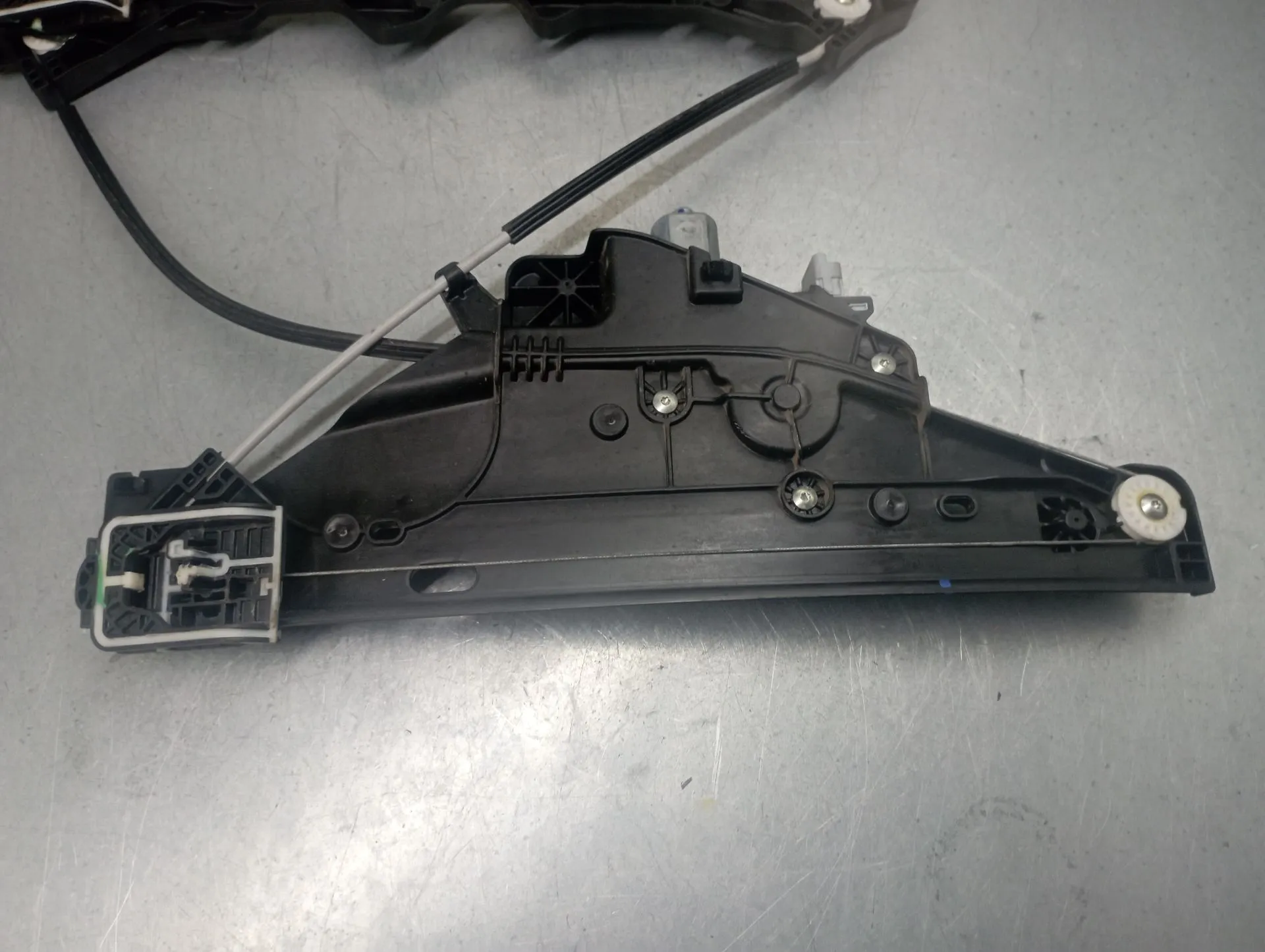 Lève-vitre avant gauche PEUGEOT 2008 II (U_) Imagem-5