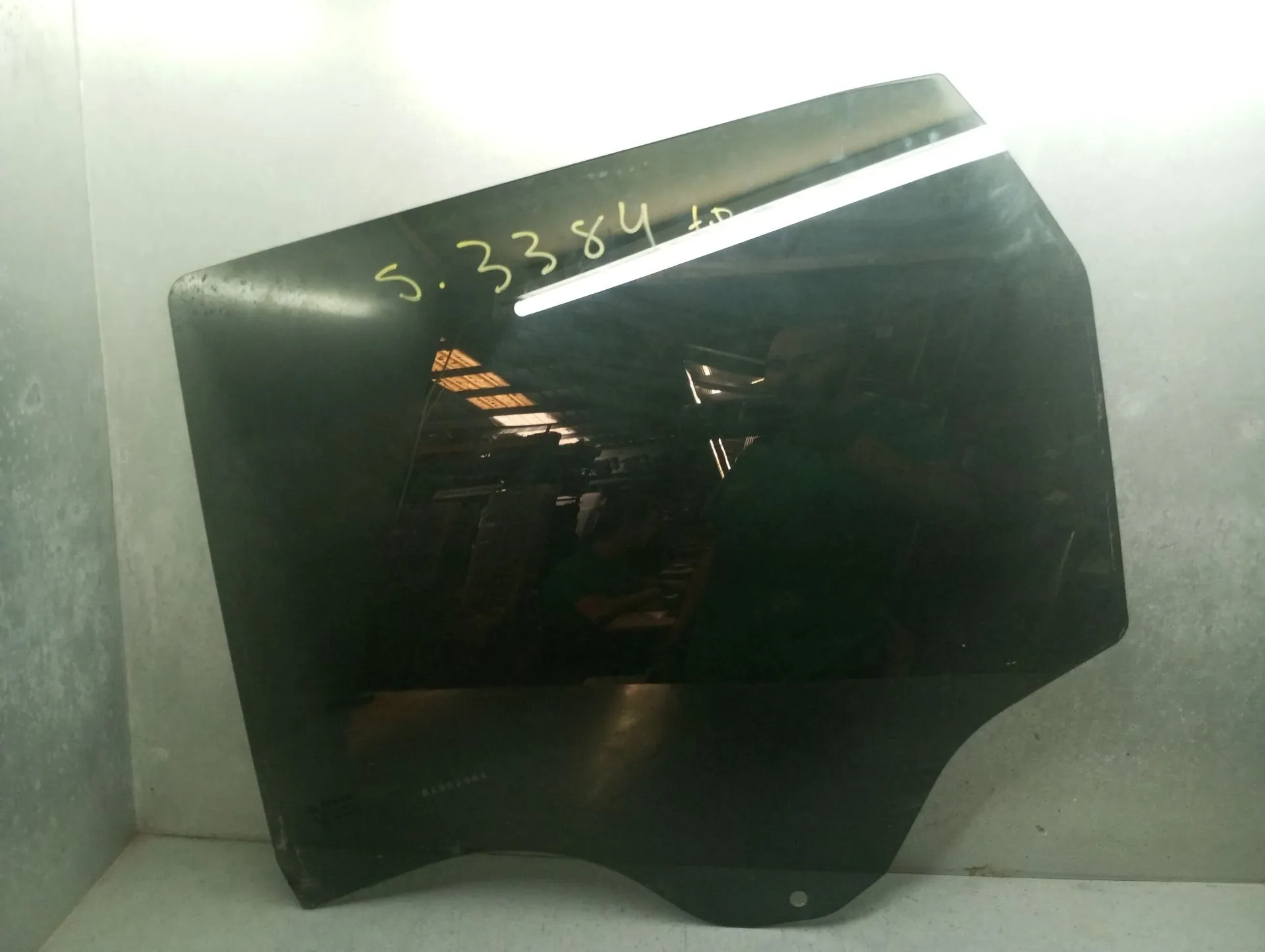 Vetro porta posteriore destra DACIA Duster (HM_)